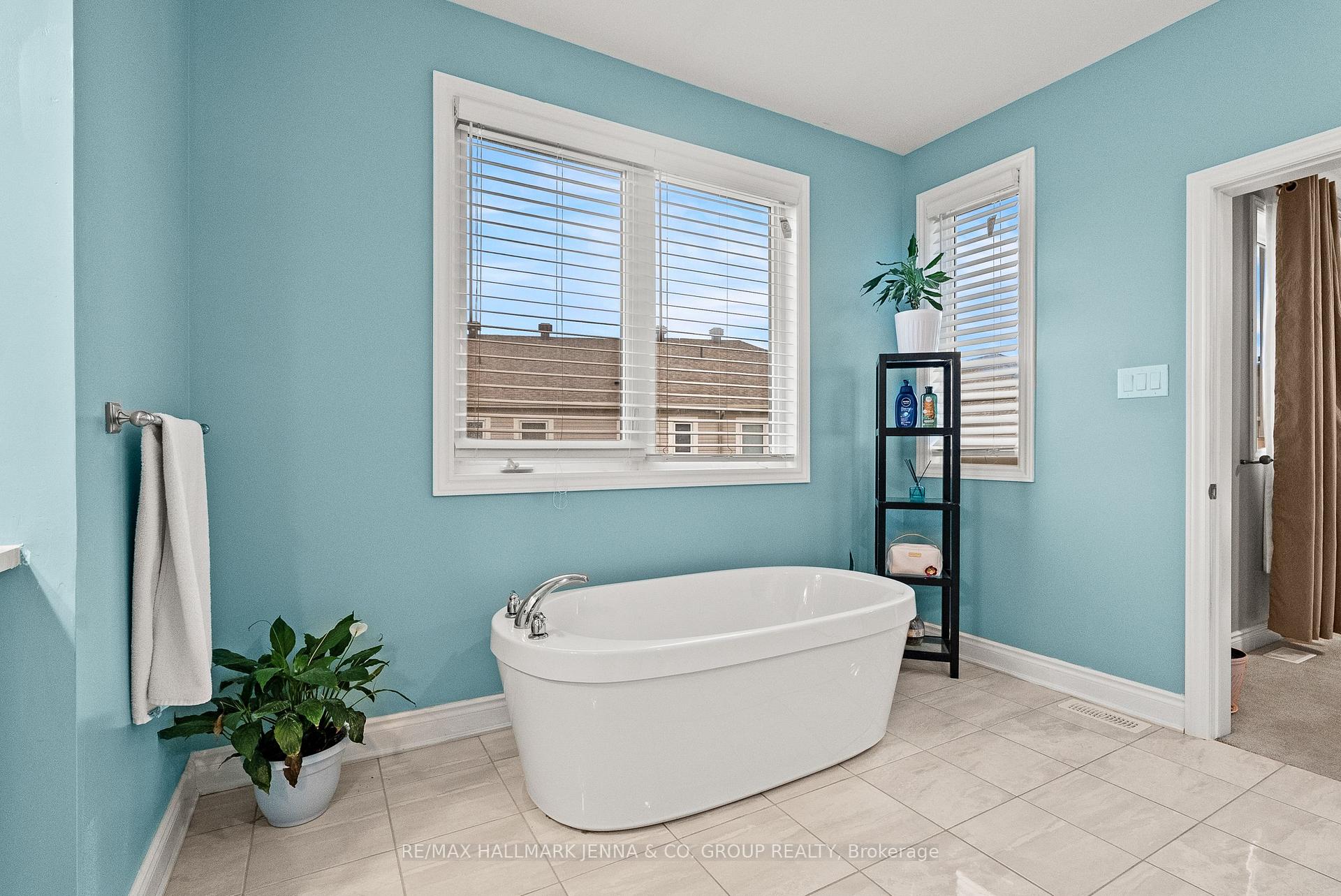 Photo 26 of 803 Logperch Circle, Ottawa, Barrhaven - Half Moon Bay — HOMEH