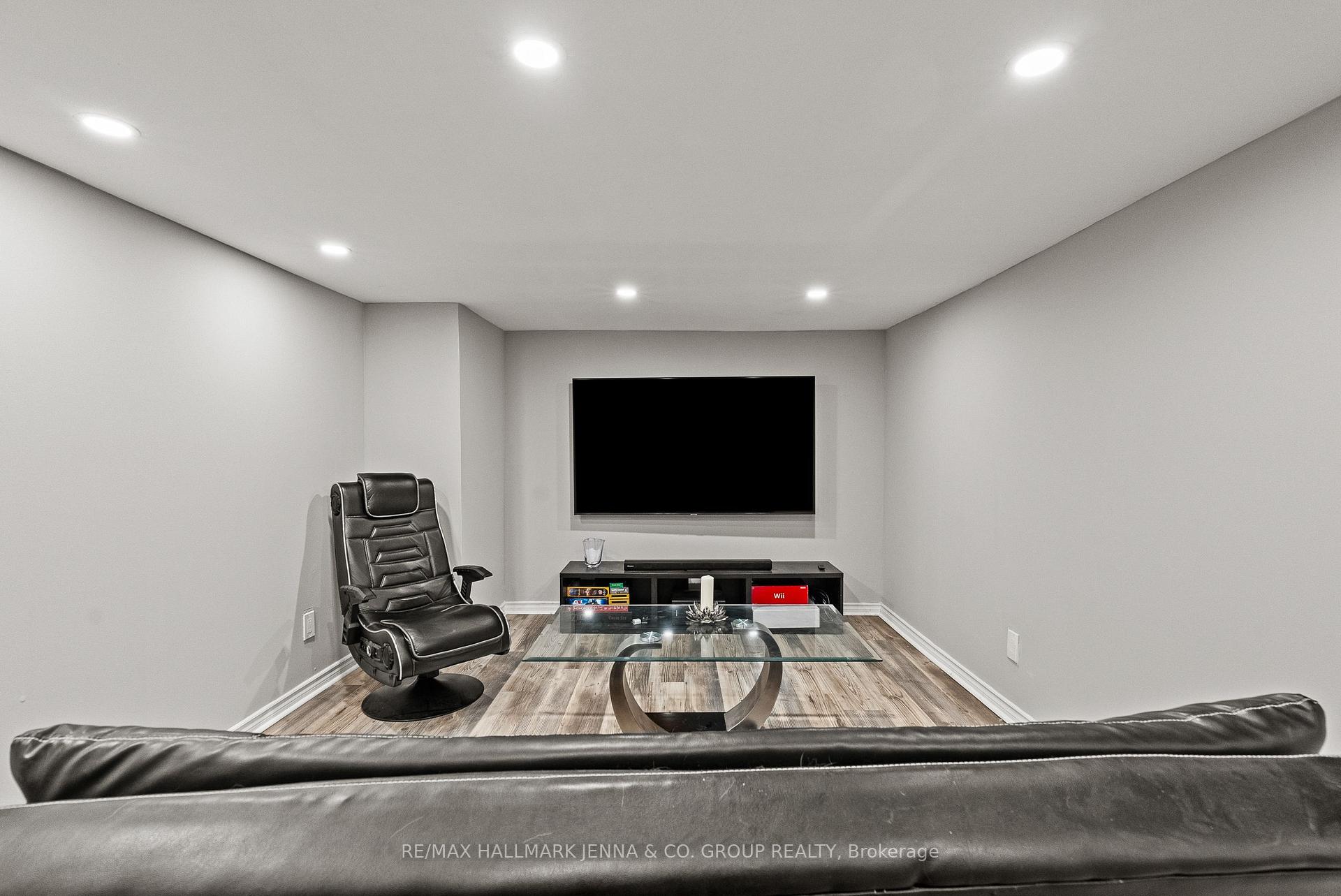 Photo 39 of 803 Logperch Circle, Ottawa, Barrhaven - Half Moon Bay — HOMEH