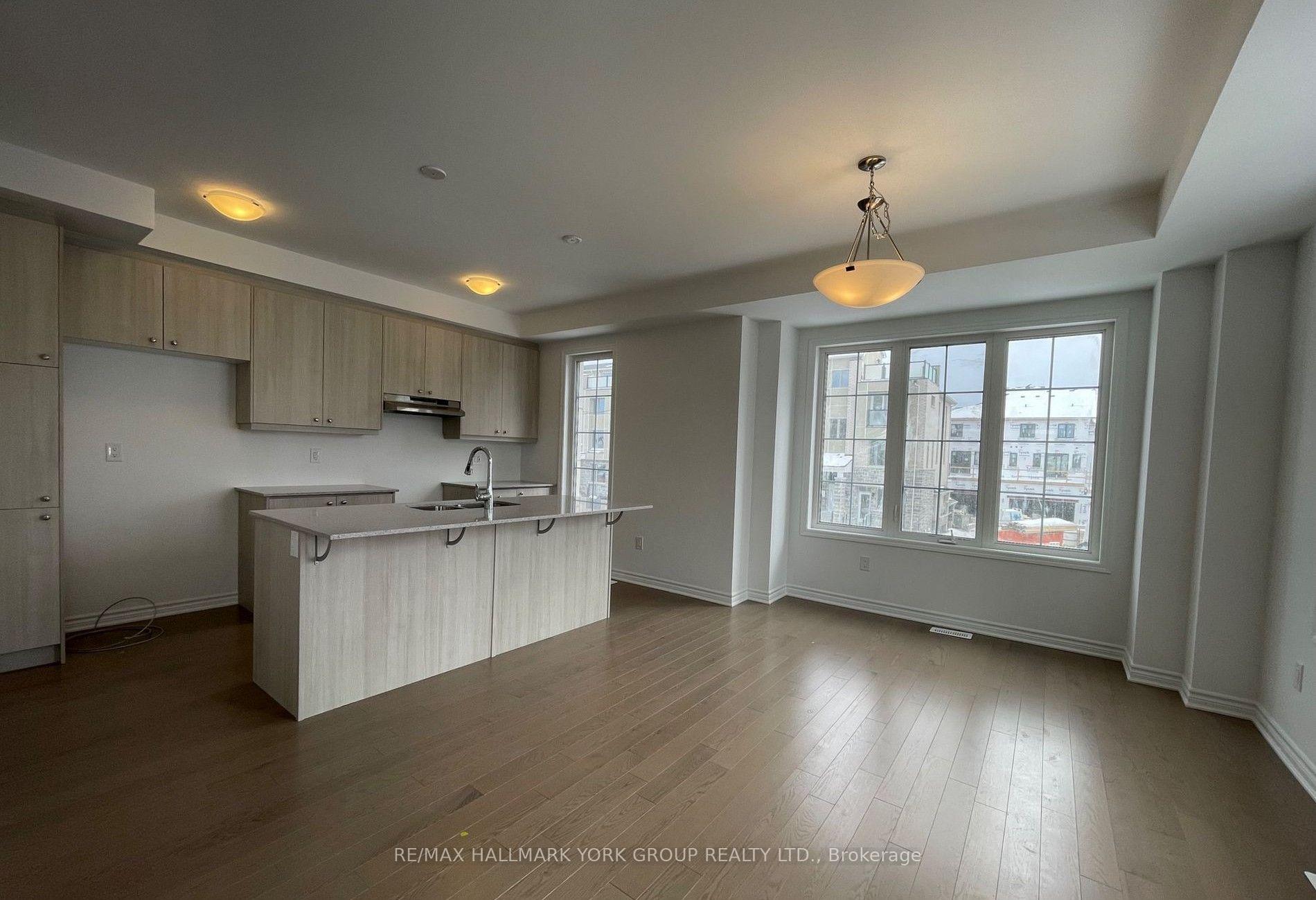Photo 10 of 76 Greenridge Crescent, Markham, Rural Markham — HOMEH