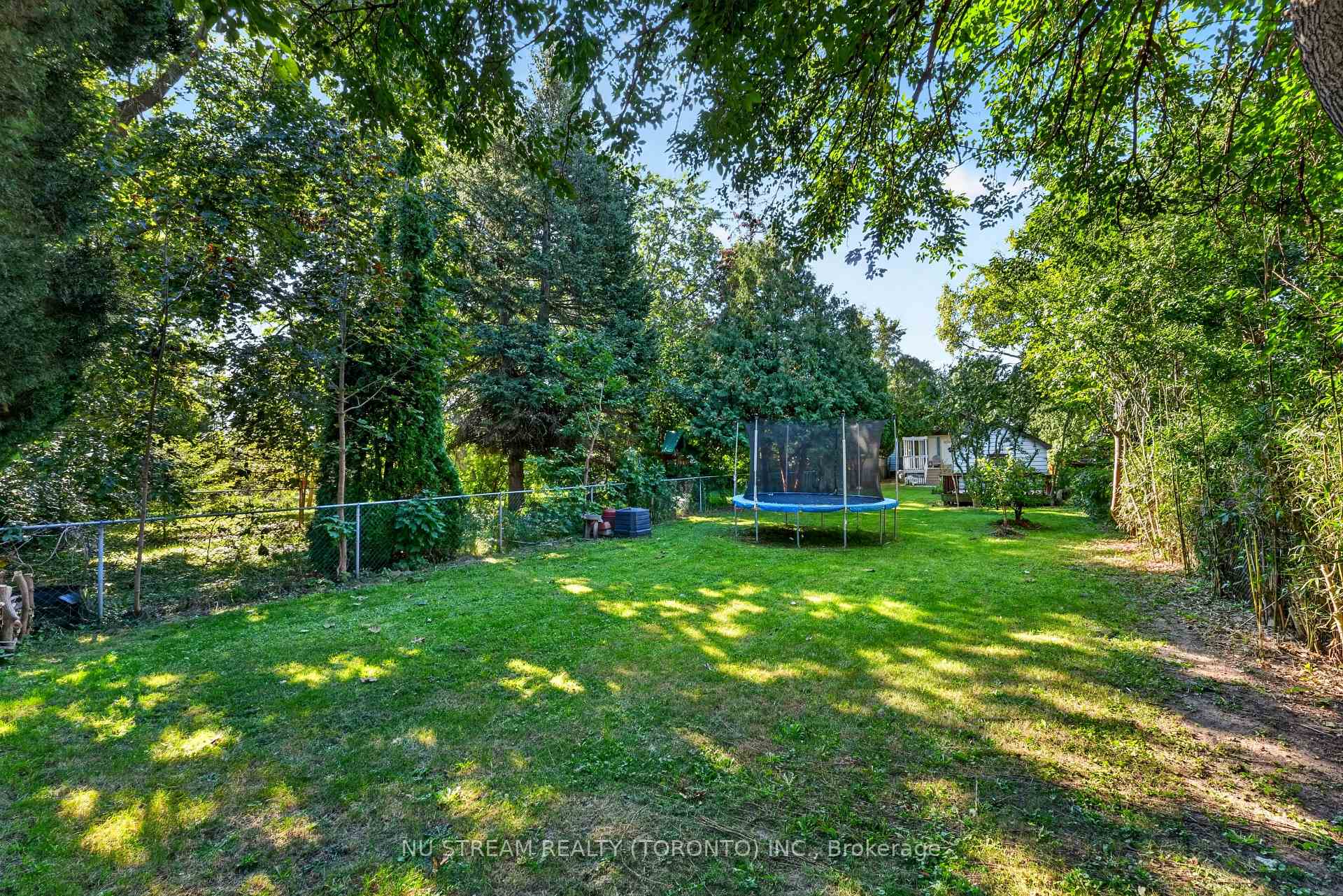 Photo 44 of 9 Manning Street, St. Catharines, E. Chester — HOMEH
