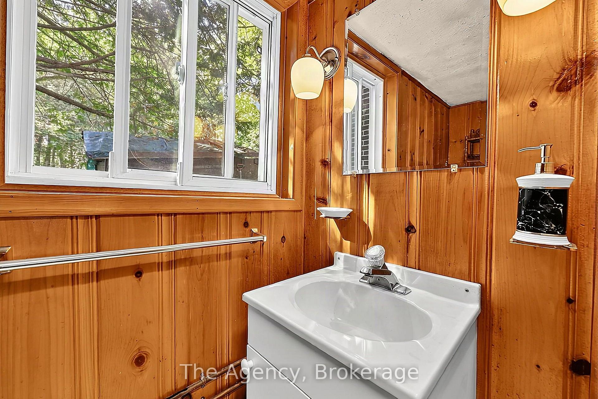Photo 44 of 38 Pine Street, Tay, Waubaushene — HOMEH