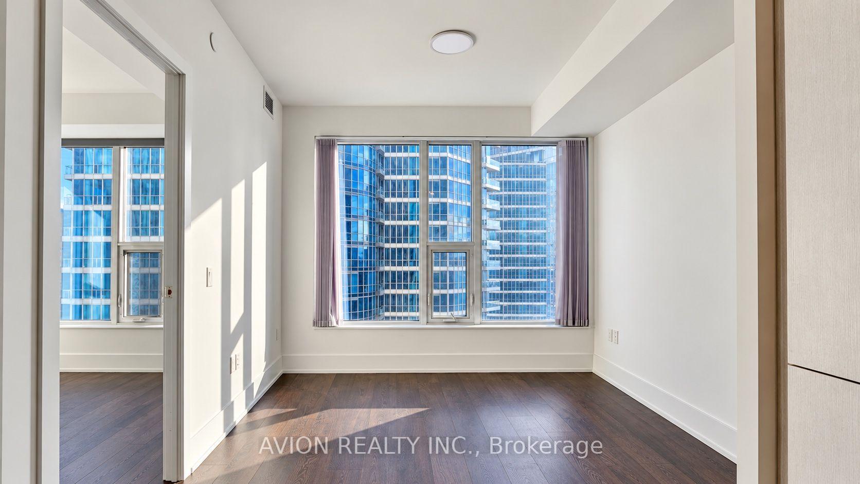 Photo 7 of Unit 3008, 10 York Street, Toronto, Waterfront Communities — HOMEH