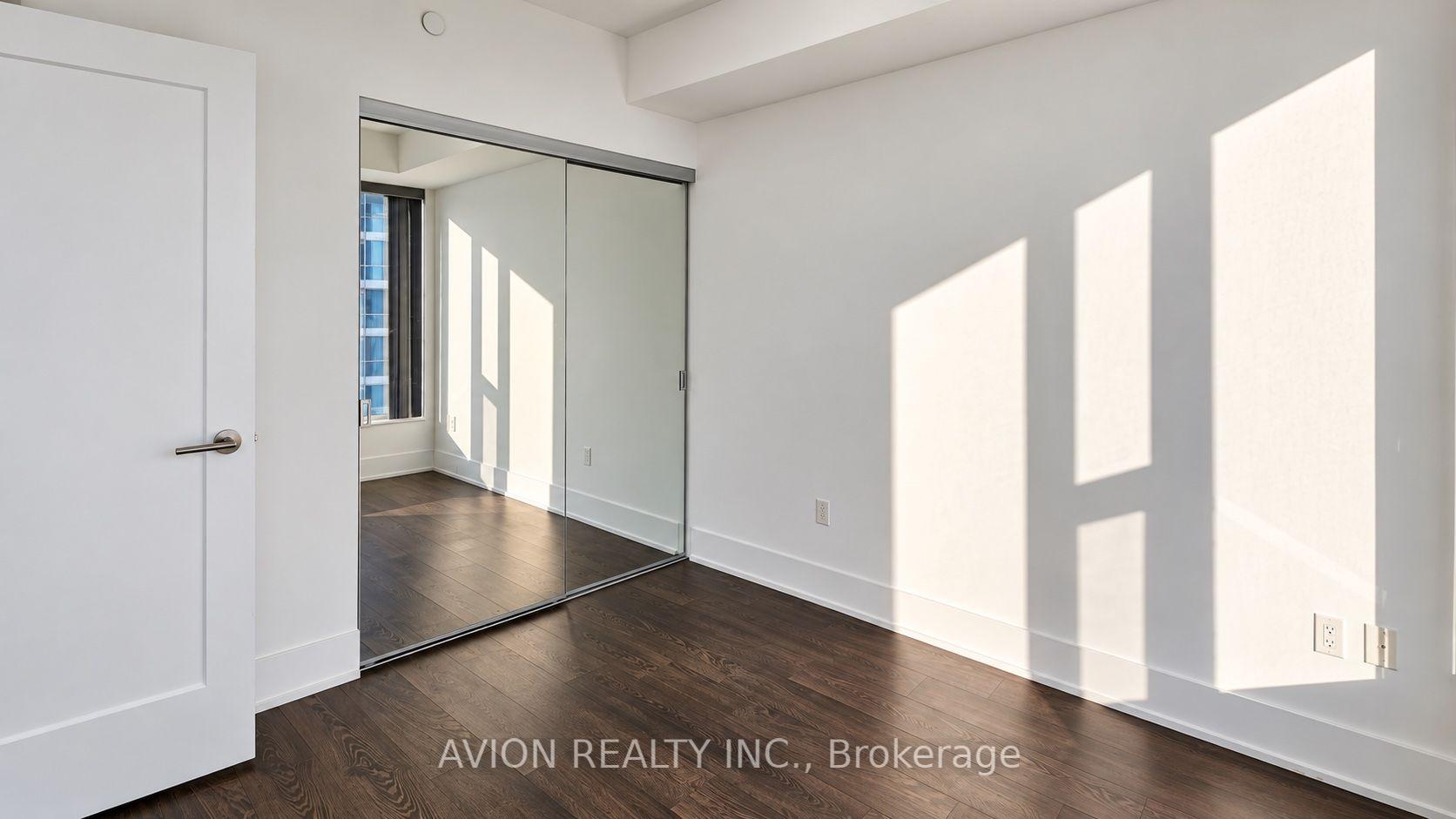 Photo 10 of Unit 3008, 10 York Street, Toronto, Waterfront Communities — HOMEH