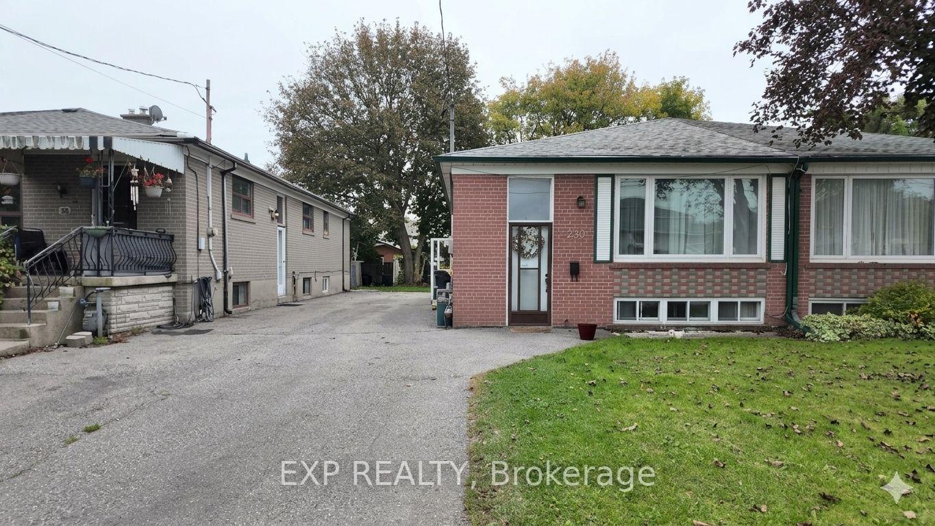 Photo 2 of 23 Chapman Avenue, Toronto, O'Connor-Parkview — HOMEH