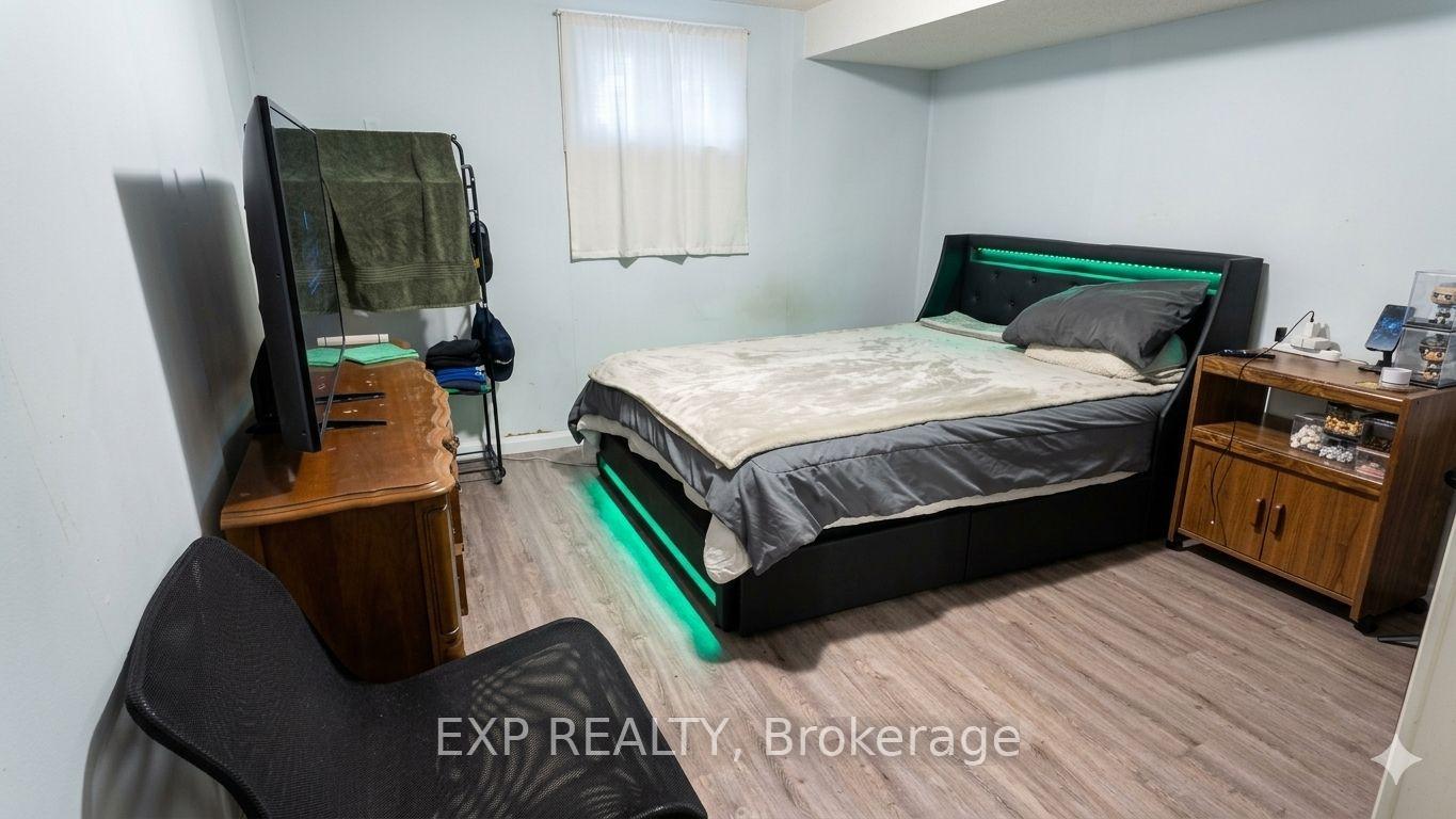 Photo 15 of 23 Chapman Avenue, Toronto, O'Connor-Parkview — HOMEH