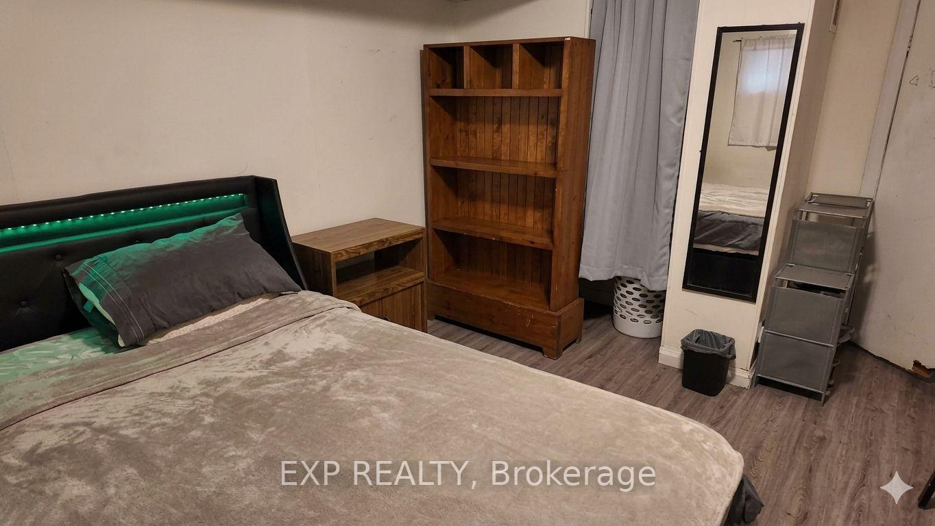 Photo 16 of 23 Chapman Avenue, Toronto, O'Connor-Parkview — HOMEH