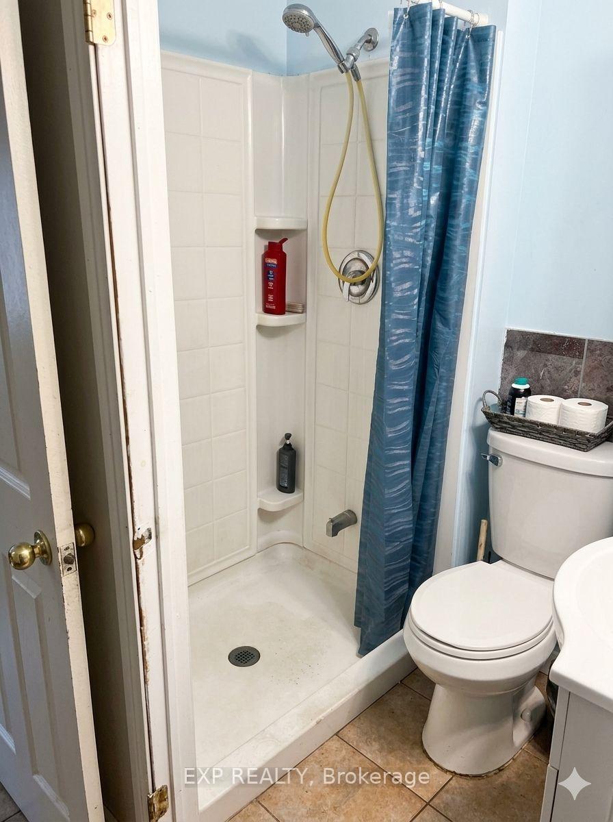 Photo 18 of 23 Chapman Avenue, Toronto, O'Connor-Parkview — HOMEH
