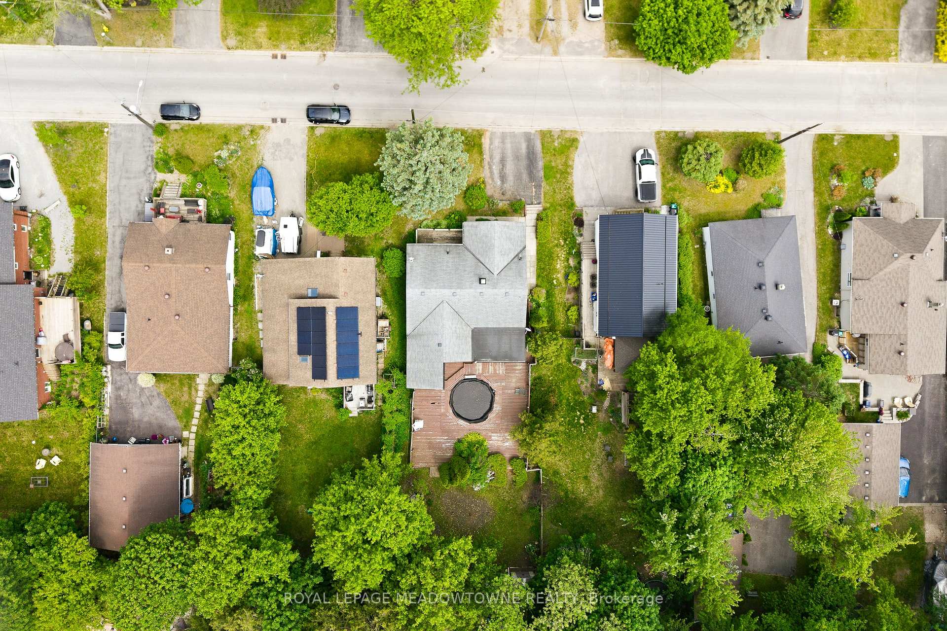 Photo 45 of 209 Cliff Road, Barrie, South Shore — HOMEH
