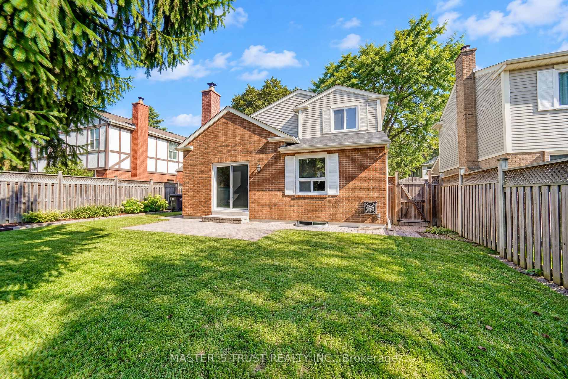 Photo 3 of 3 Longbow Square, Scarborough, Steeles — HOMEH