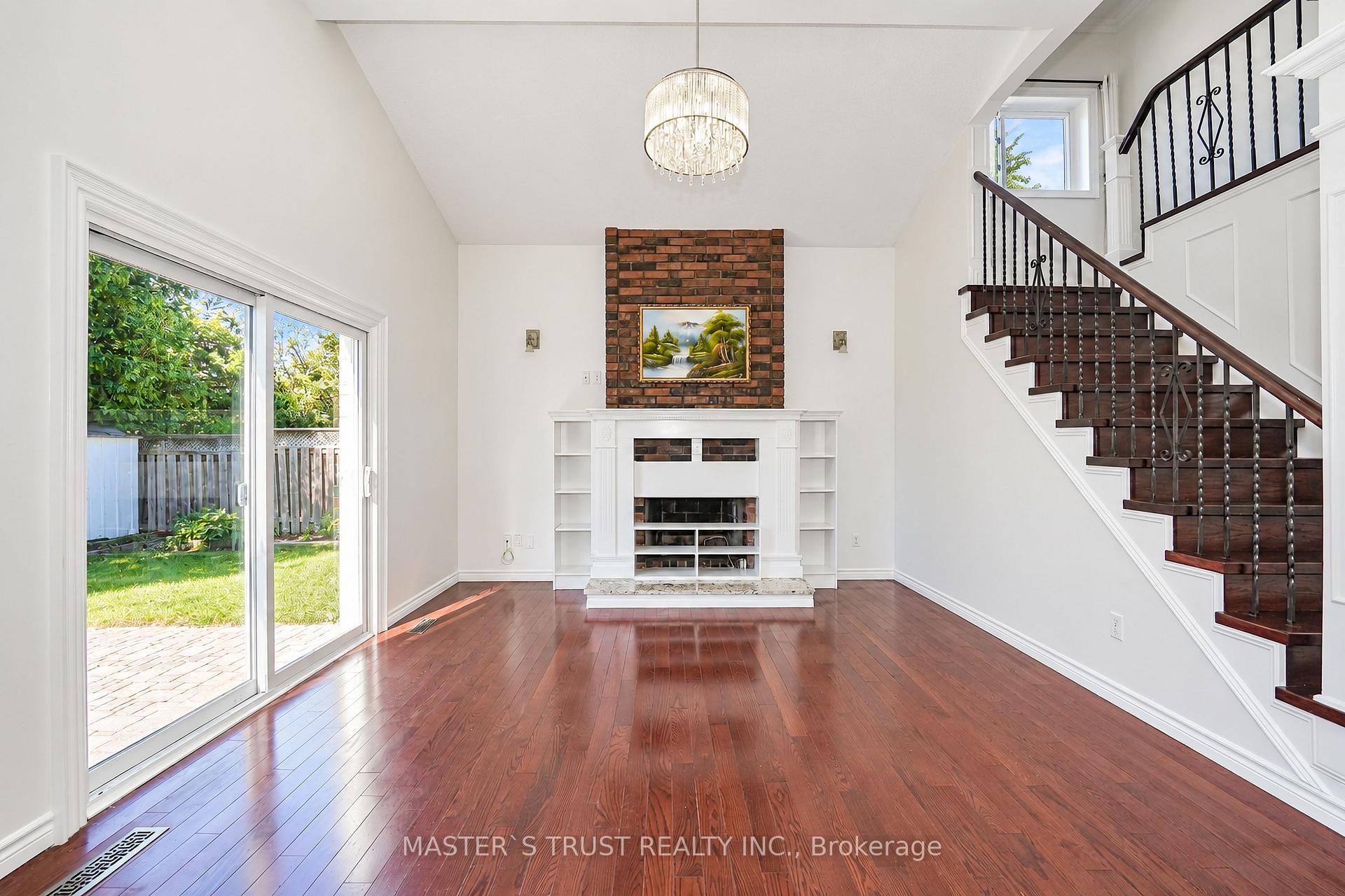 Photo 8 of 3 Longbow Square, Scarborough, Steeles — HOMEH