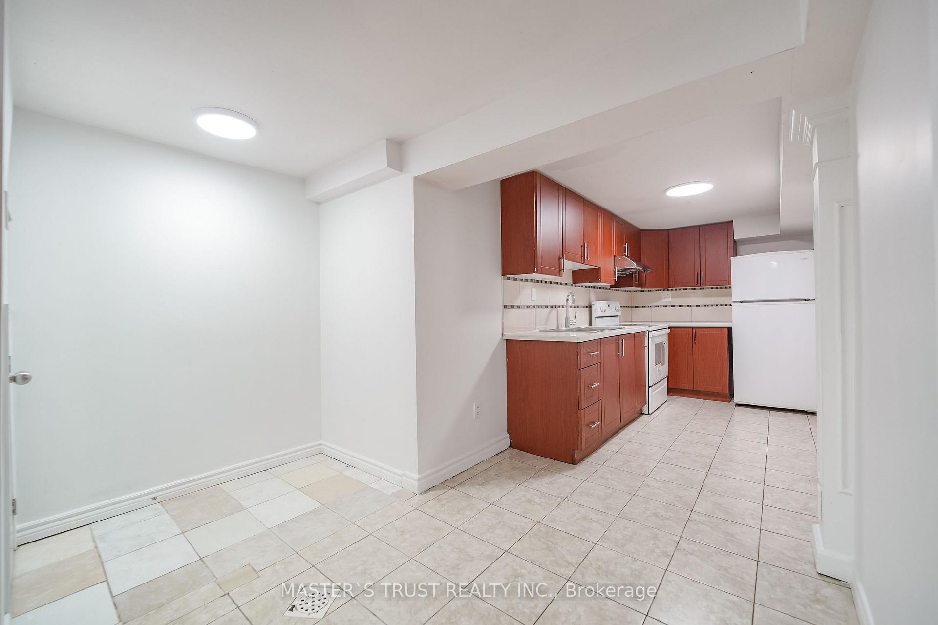 Photo 18 of 3 Longbow Square, Scarborough, Steeles — HOMEH