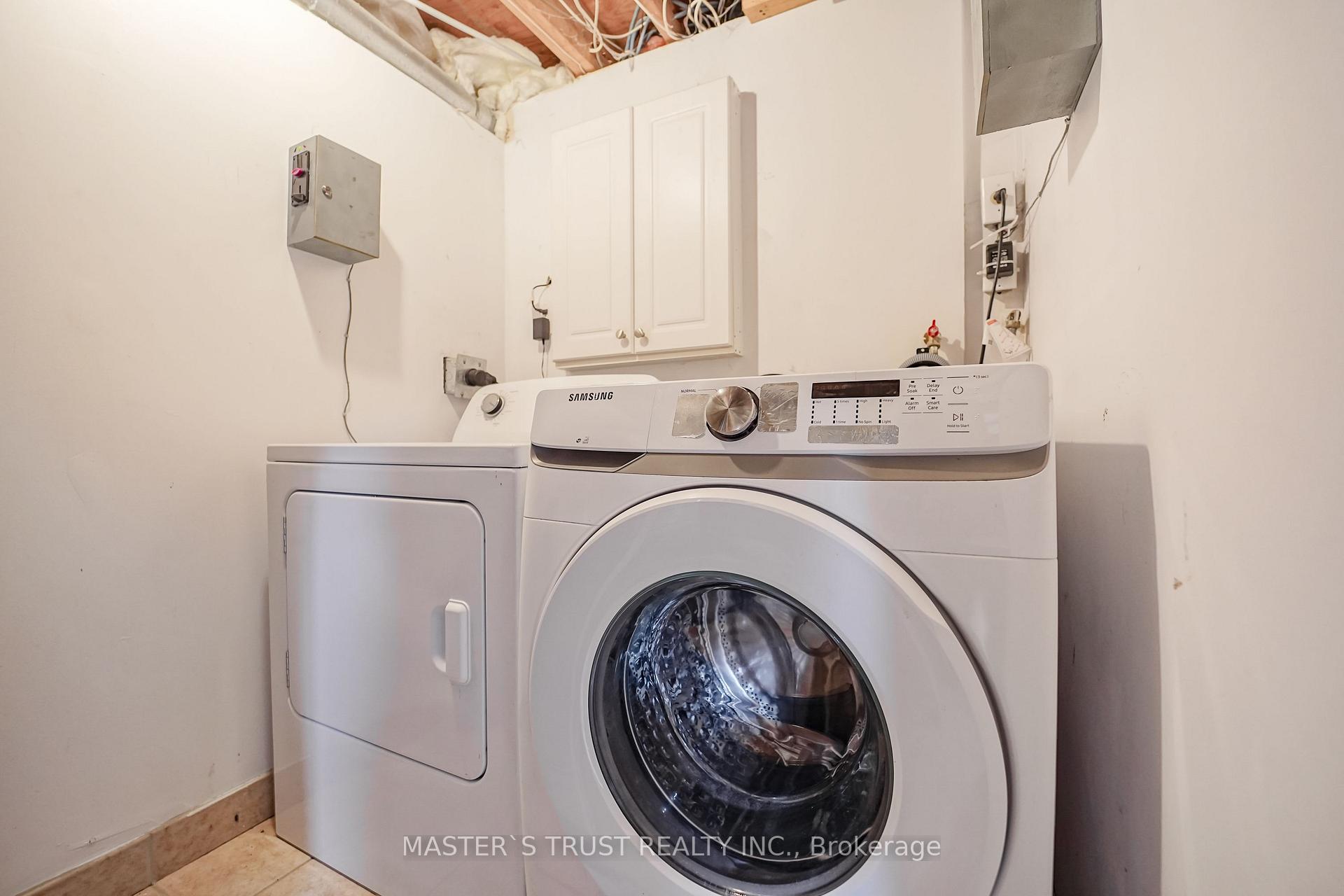 Photo 19 of 3 Longbow Square, Scarborough, Steeles — HOMEH