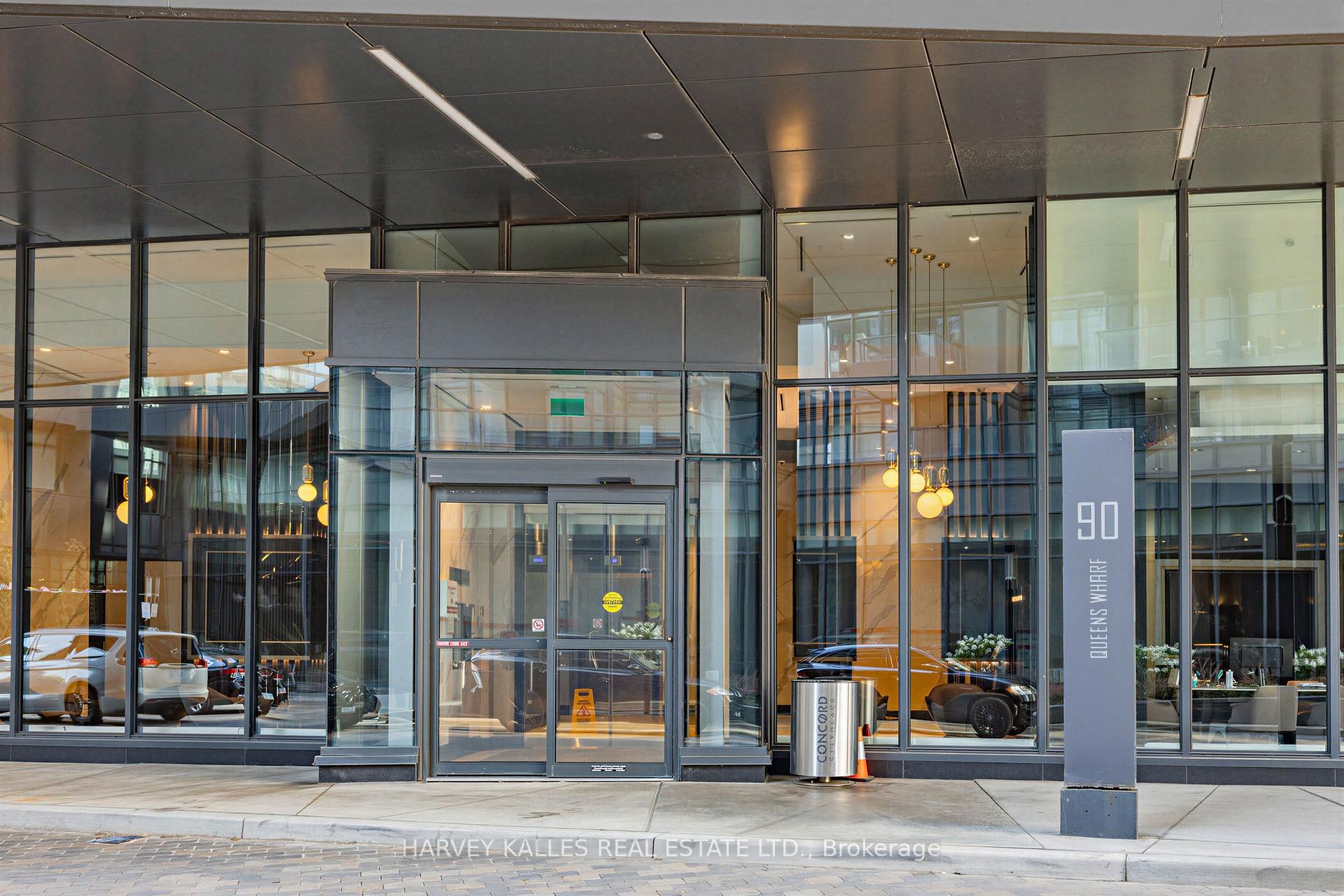 Photo 2 of Unit 608, 90 Queens Wharf Road, Toronto, Waterfront Communities — HOMEH