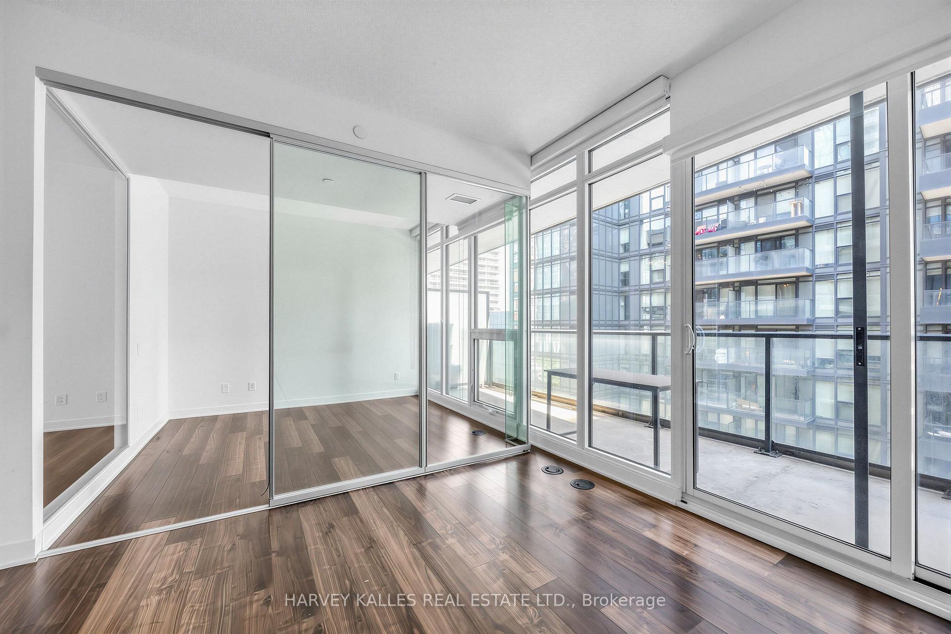 Photo 10 of Unit 608, 90 Queens Wharf Road, Toronto, Waterfront Communities — HOMEH