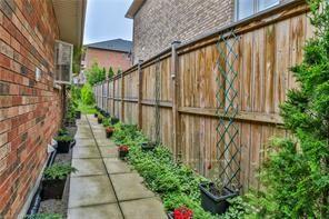 Photo 29 of 480 Hamilton Drive, Hamilton, Ancaster — HOMEH
