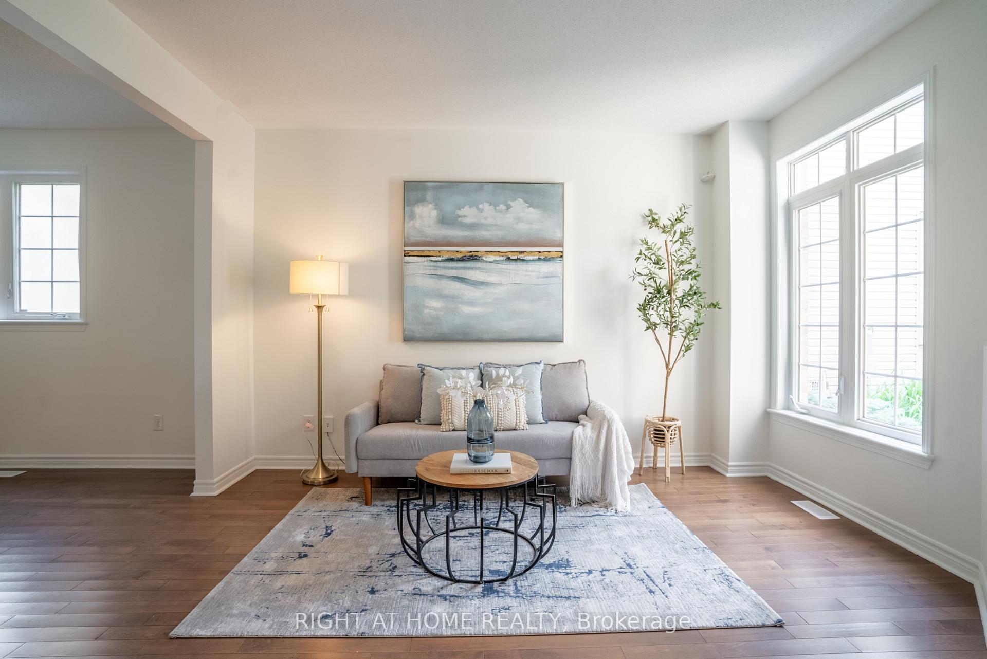Photo 4 of 106 Sunita Crescent, Ottawa, Barrhaven - Stonebridge — HOMEH