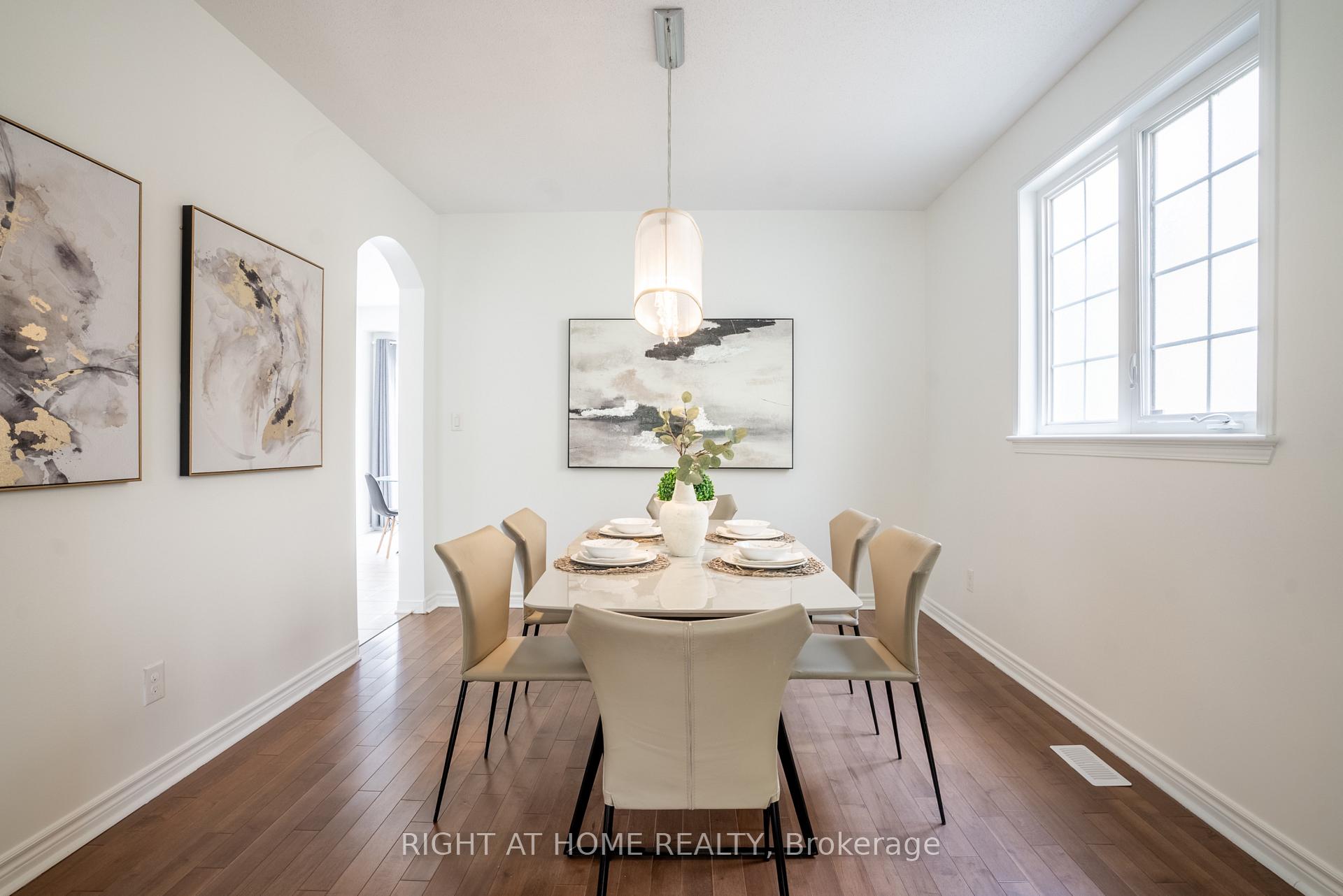 Photo 6 of 106 Sunita Crescent, Ottawa, Barrhaven - Stonebridge — HOMEH