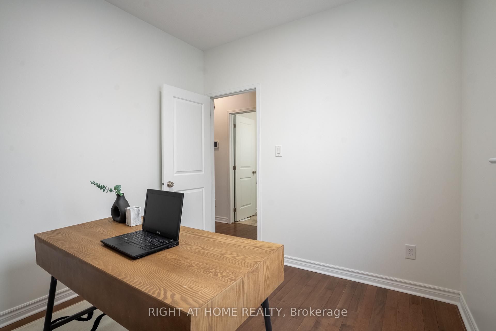 Photo 12 of 106 Sunita Crescent, Ottawa, Barrhaven - Stonebridge — HOMEH