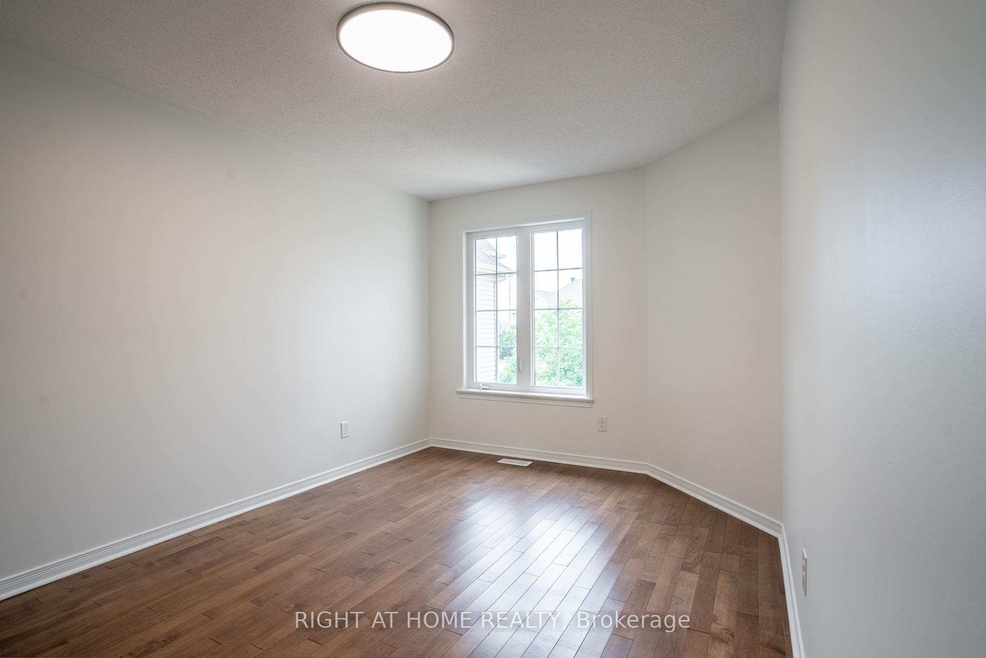 Photo 39 of 106 Sunita Crescent, Ottawa, Barrhaven - Stonebridge — HOMEH