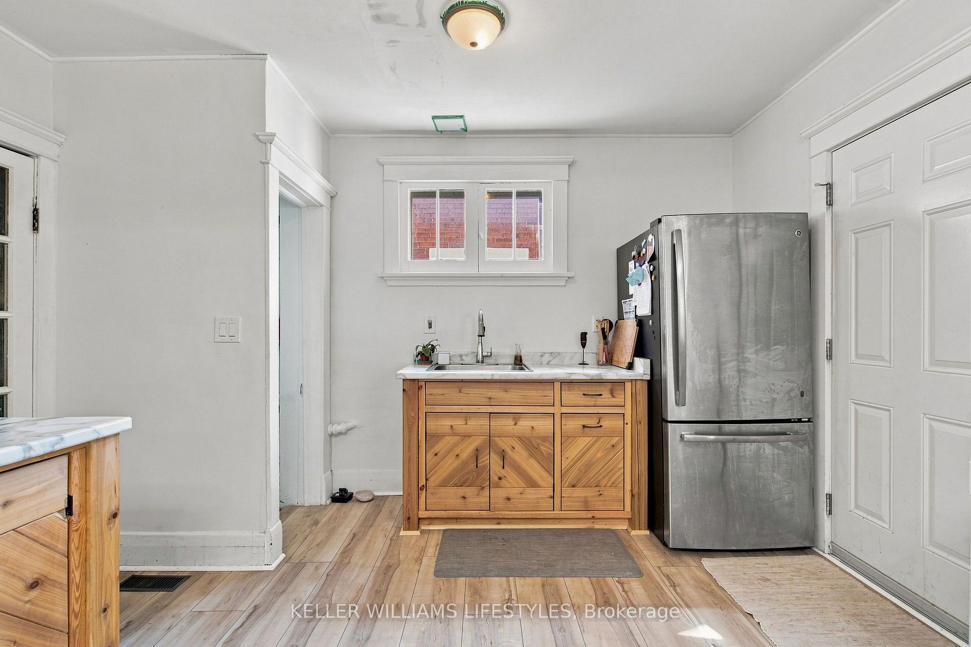 Photo 16 of 791 Quebec Street, London, East G — HOMEH