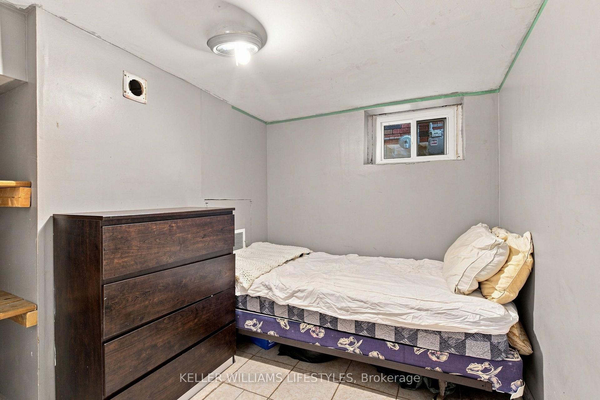 Photo 32 of 791 Quebec Street, London, East G — HOMEH