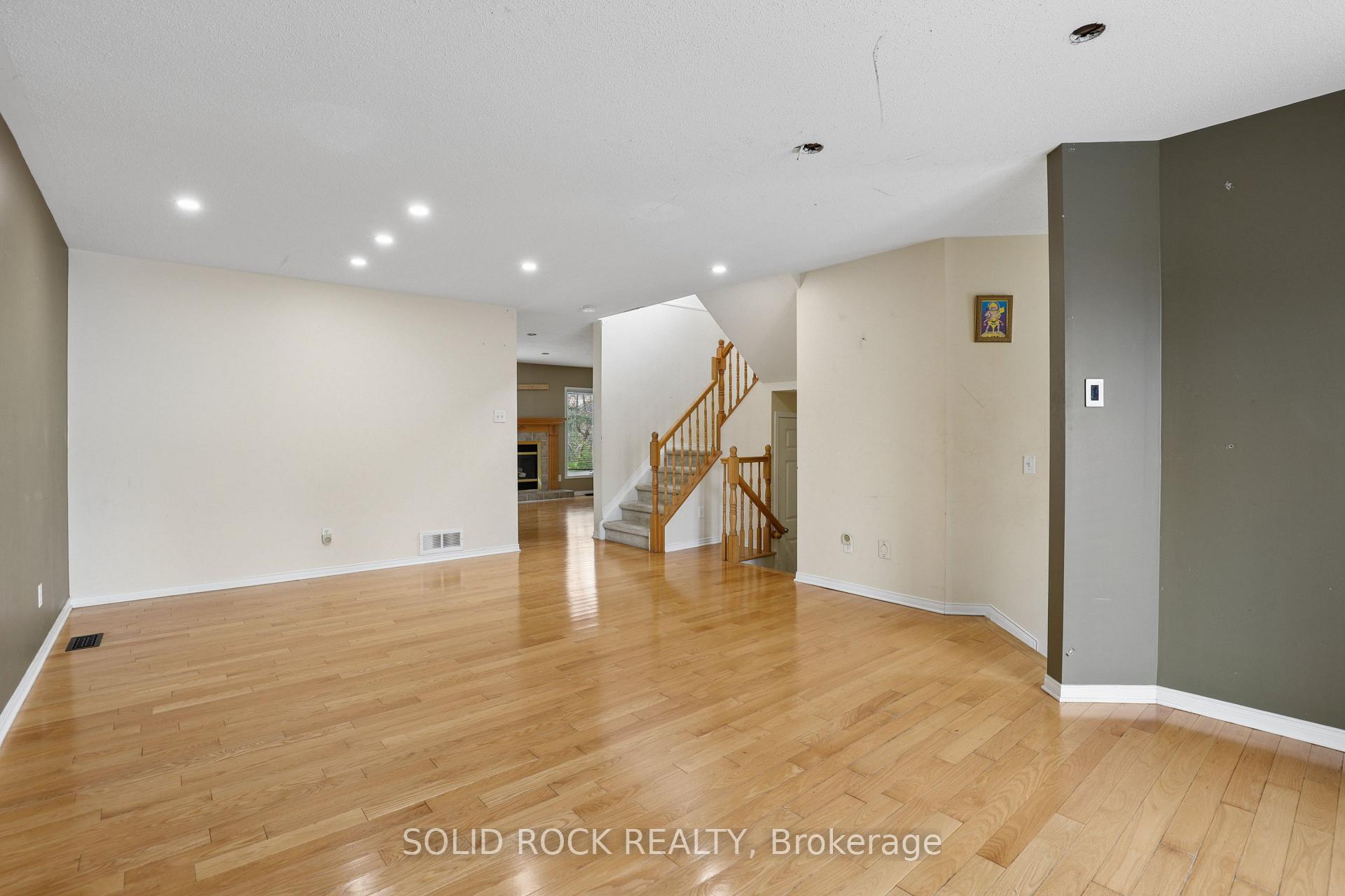 Photo 9 of 1176 Halton Terrace, Ottawa, Kanata - Morgan's Grant/South March — HOMEH