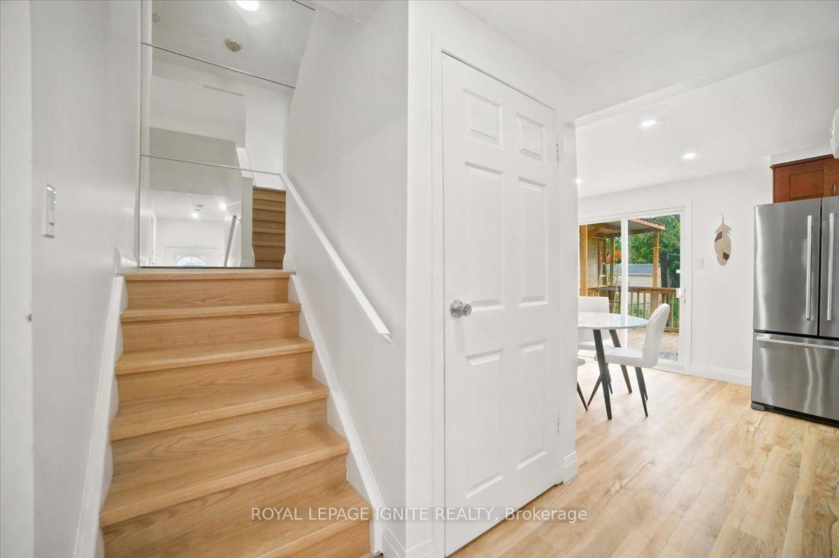 Photo 3 of 6 Upton Crescent, Guelph, Grange Road — HOMEH