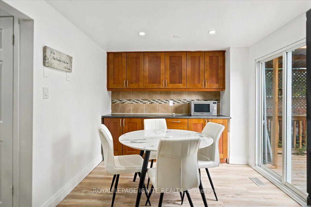 Photo 5 of 6 Upton Crescent, Guelph, Grange Road — HOMEH