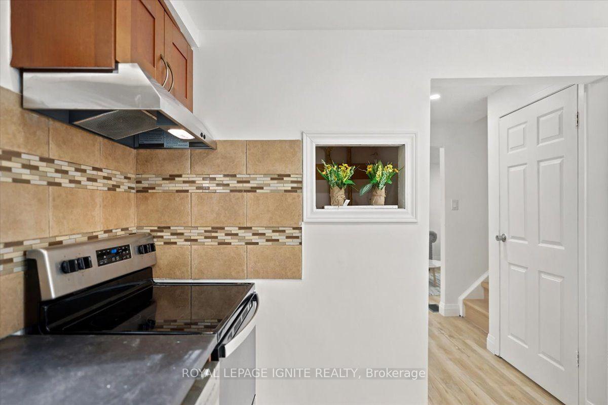 Photo 8 of 6 Upton Crescent, Guelph, Grange Road — HOMEH