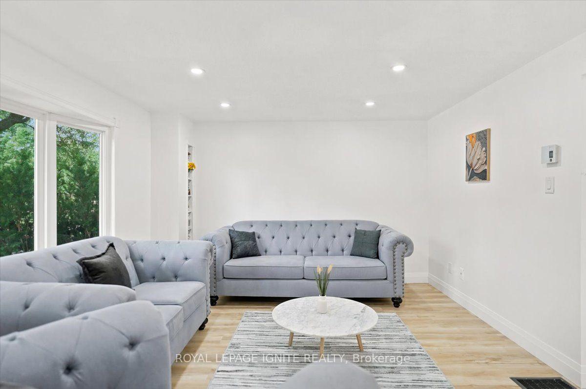 Photo 10 of 6 Upton Crescent, Guelph, Grange Road — HOMEH