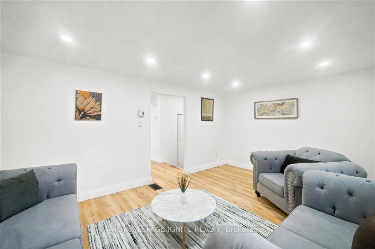 Photo 12 of 6 Upton Crescent, Guelph, Grange Road — HOMEH