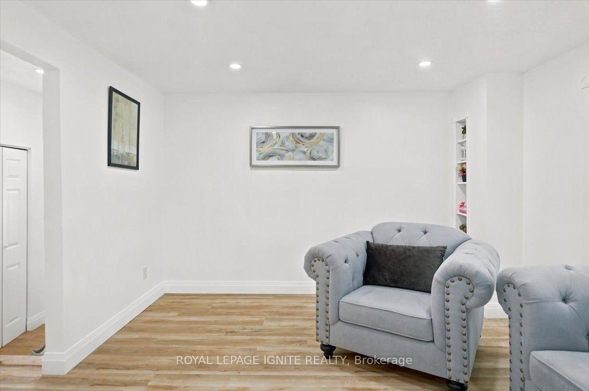 Photo 14 of 6 Upton Crescent, Guelph, Grange Road — HOMEH