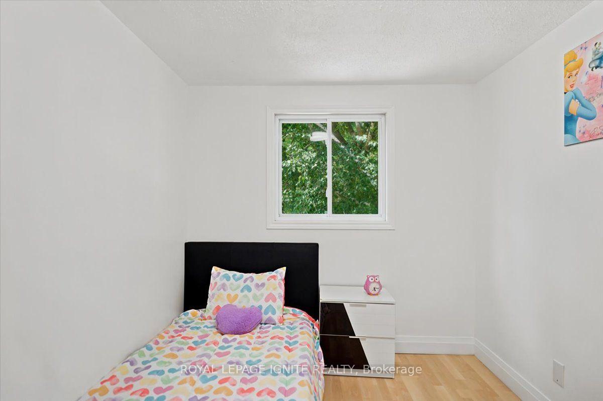 Photo 17 of 6 Upton Crescent, Guelph, Grange Road — HOMEH