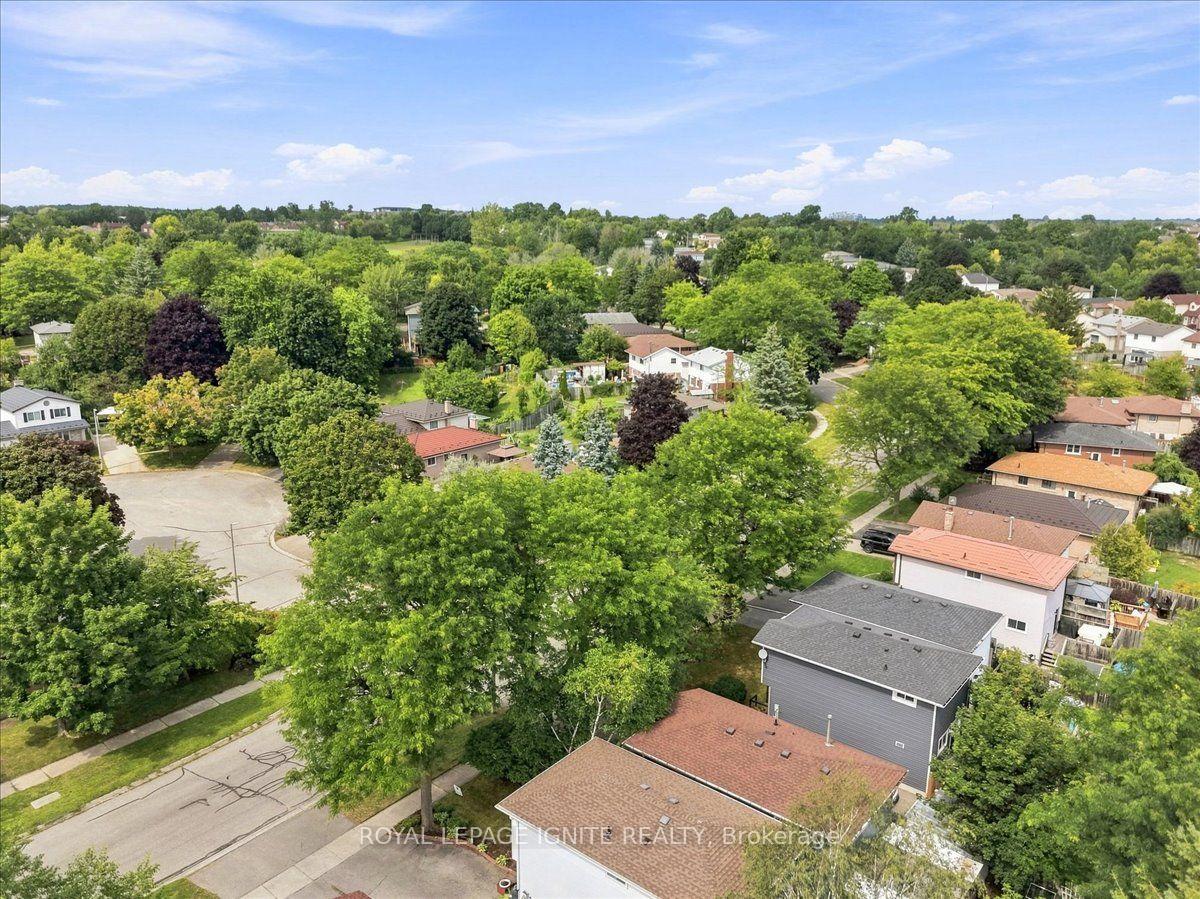Photo 40 of 6 Upton Crescent, Guelph, Grange Road — HOMEH