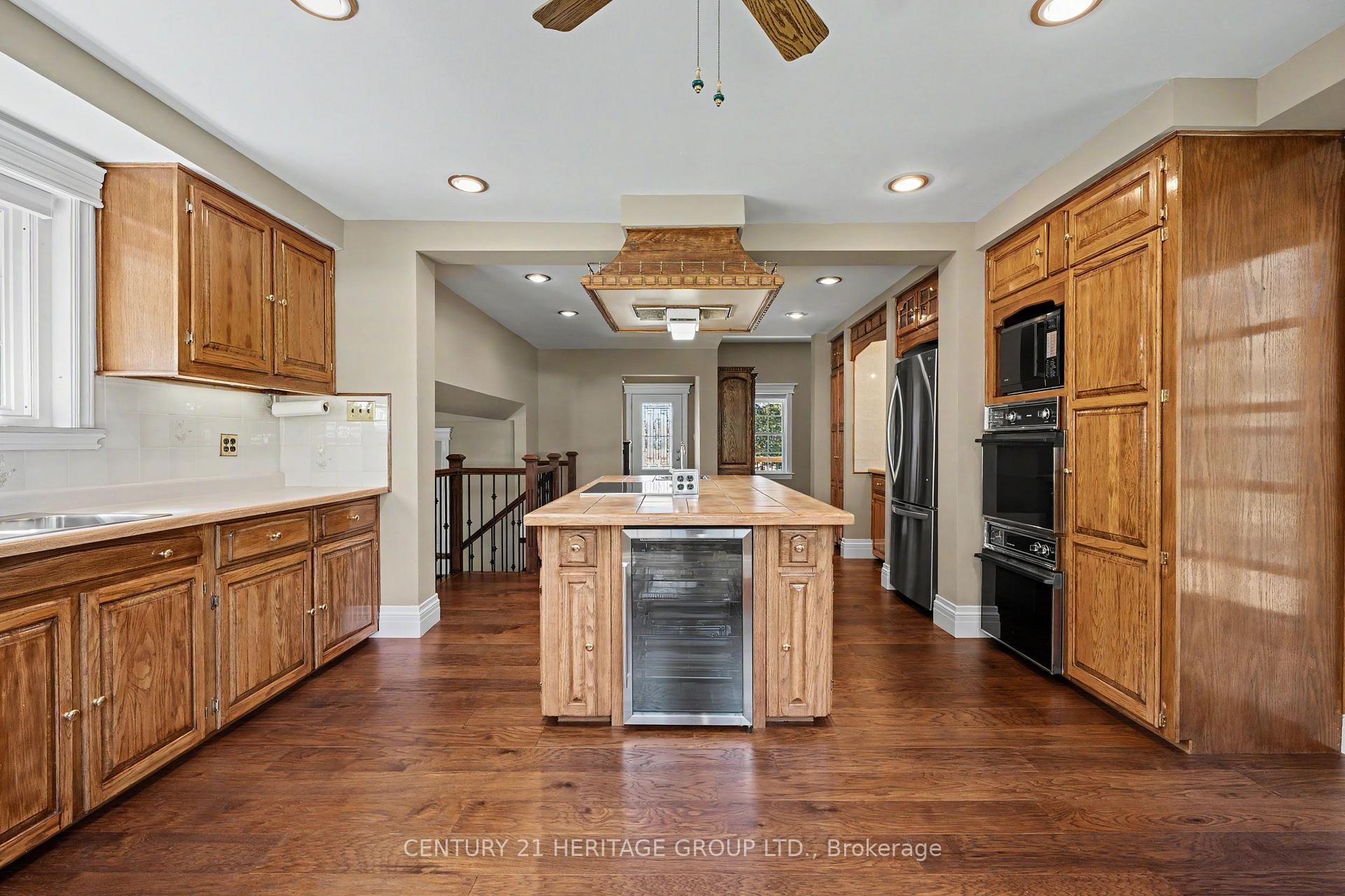 Photo 7 of 390 Sydenham Road, Hamilton, Greensville — HOMEH