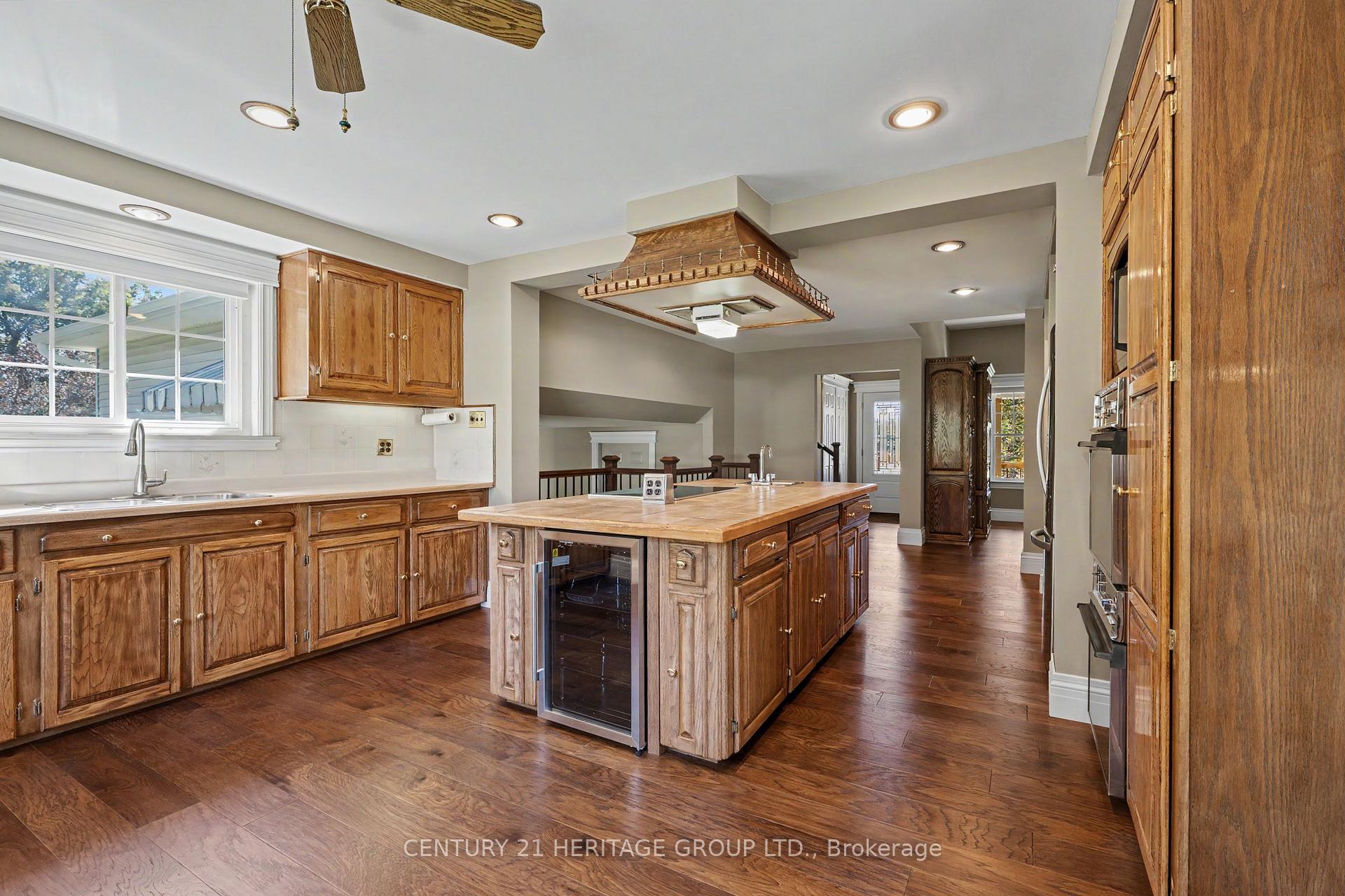 Photo 9 of 390 Sydenham Road, Hamilton, Greensville — HOMEH