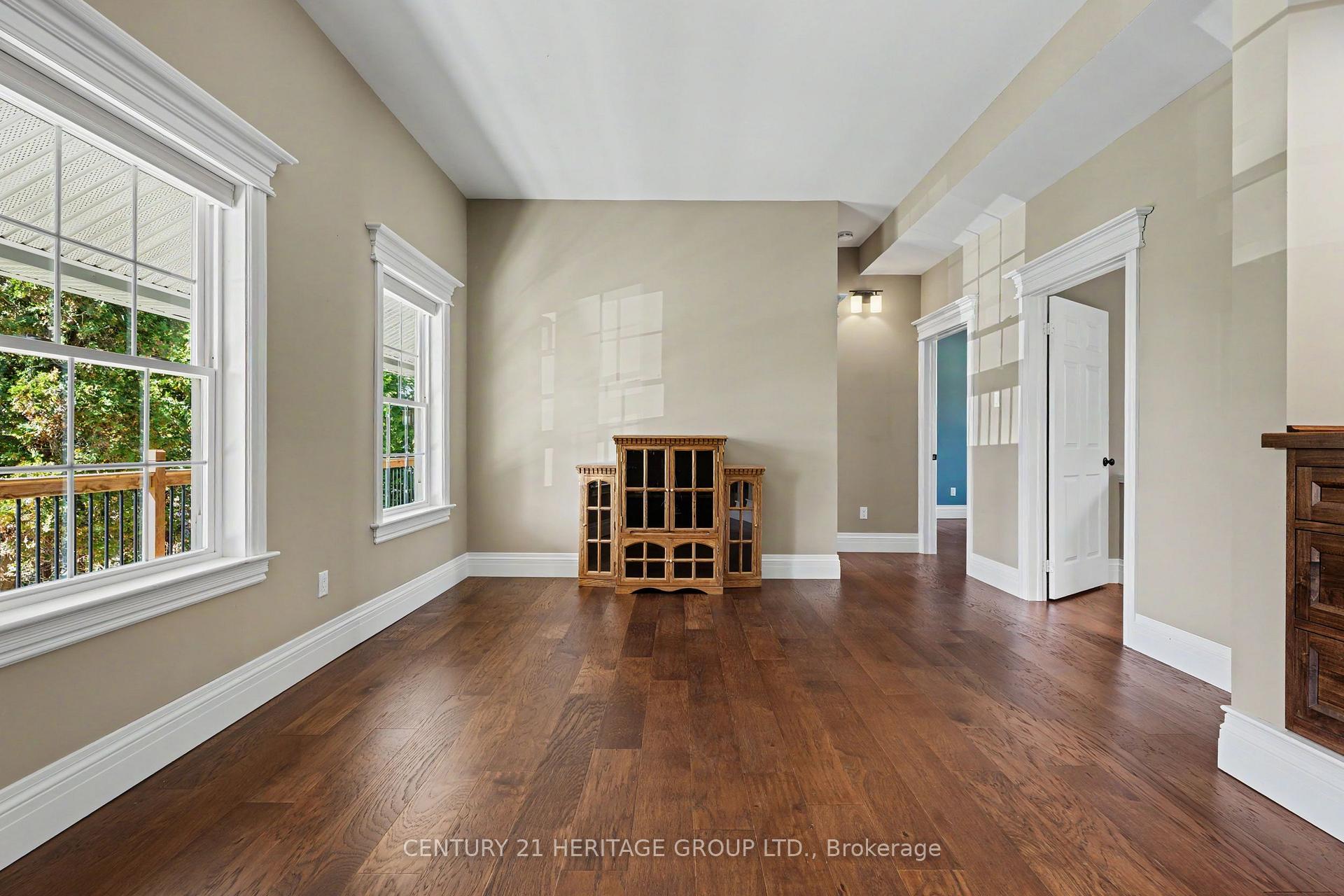 Photo 11 of 390 Sydenham Road, Hamilton, Greensville — HOMEH