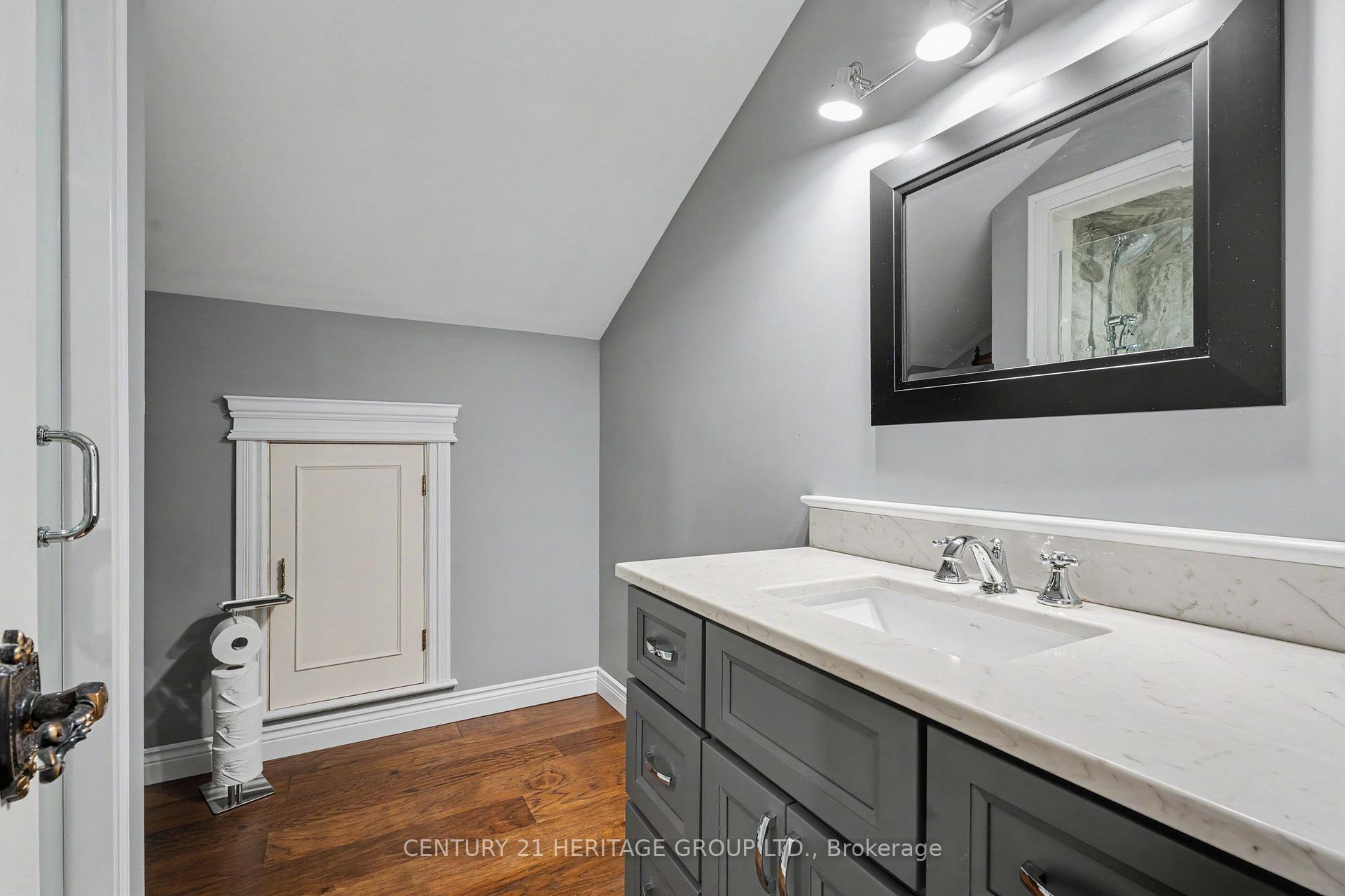 Photo 26 of 390 Sydenham Road, Hamilton, Greensville — HOMEH