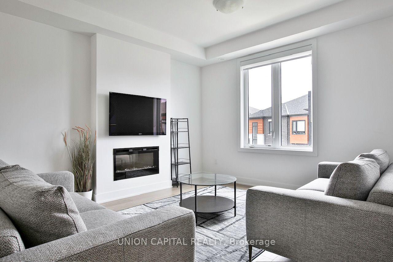 Photo 10 of 9 Arthur White Lane, Markham, Wismer — HOMEH
