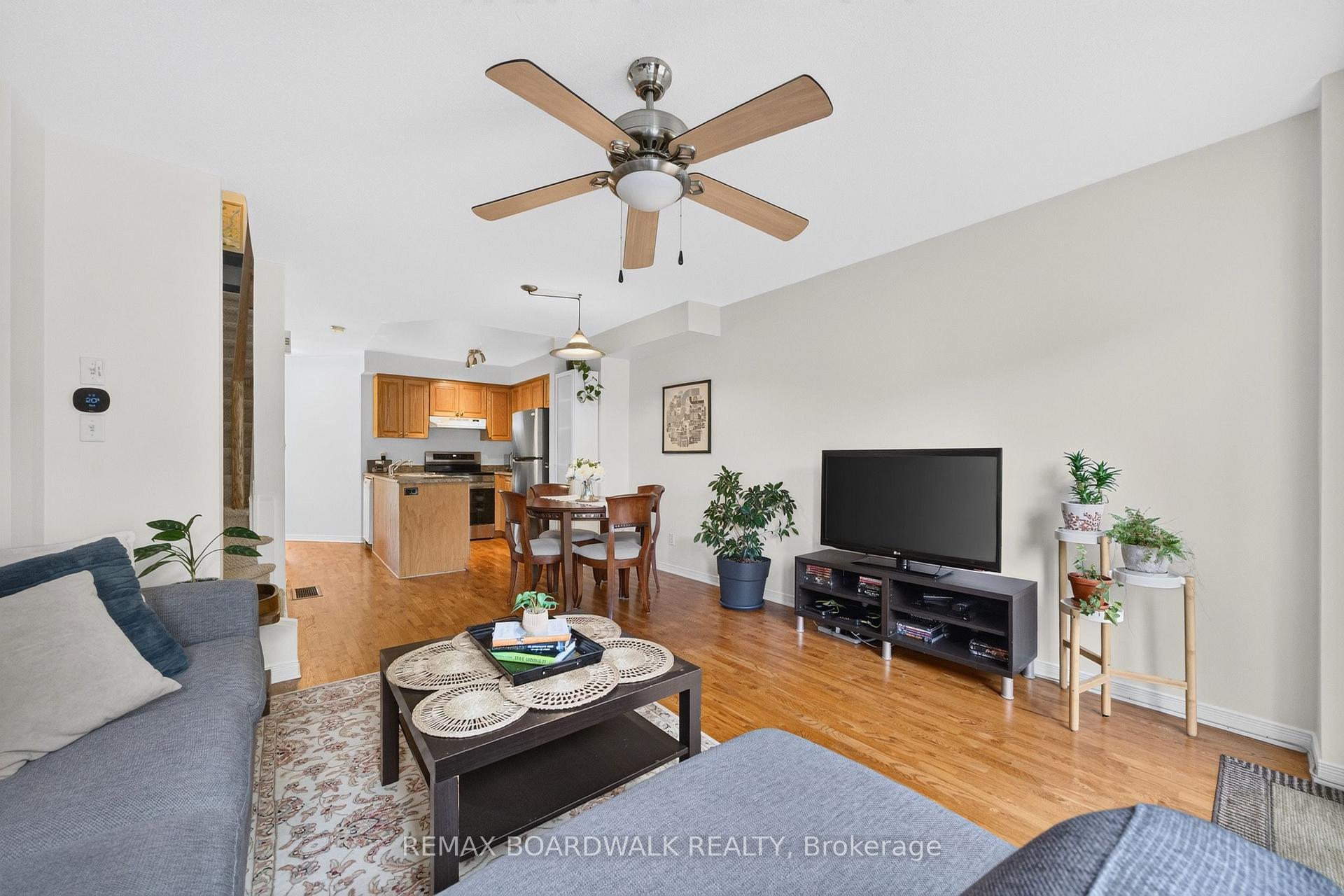 Photo 17 of 363 Levis Avenue, Ottawa, Vanier — HOMEH