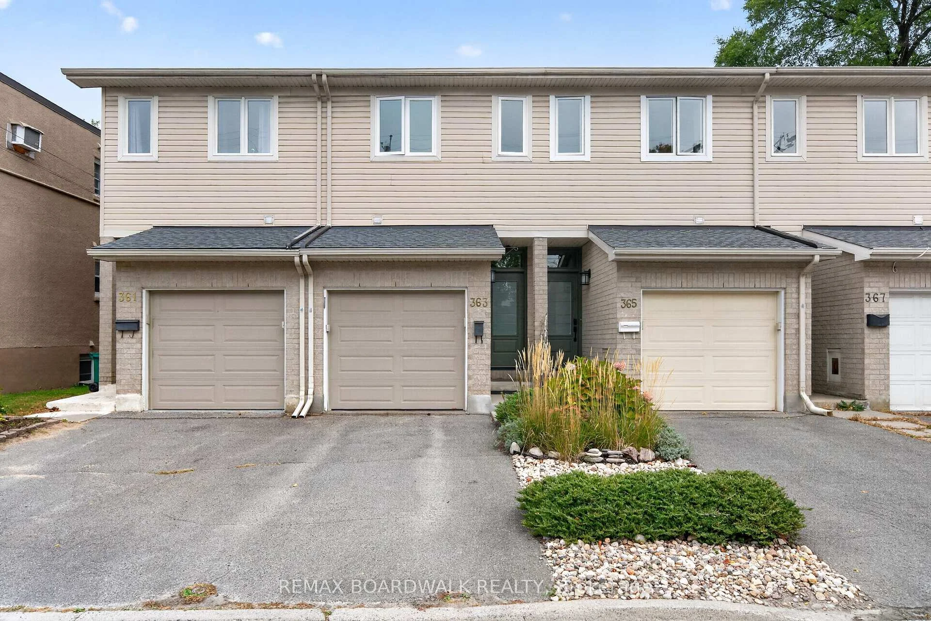 Photo 79 of 363 Levis Avenue, Ottawa, Vanier — HOMEH
