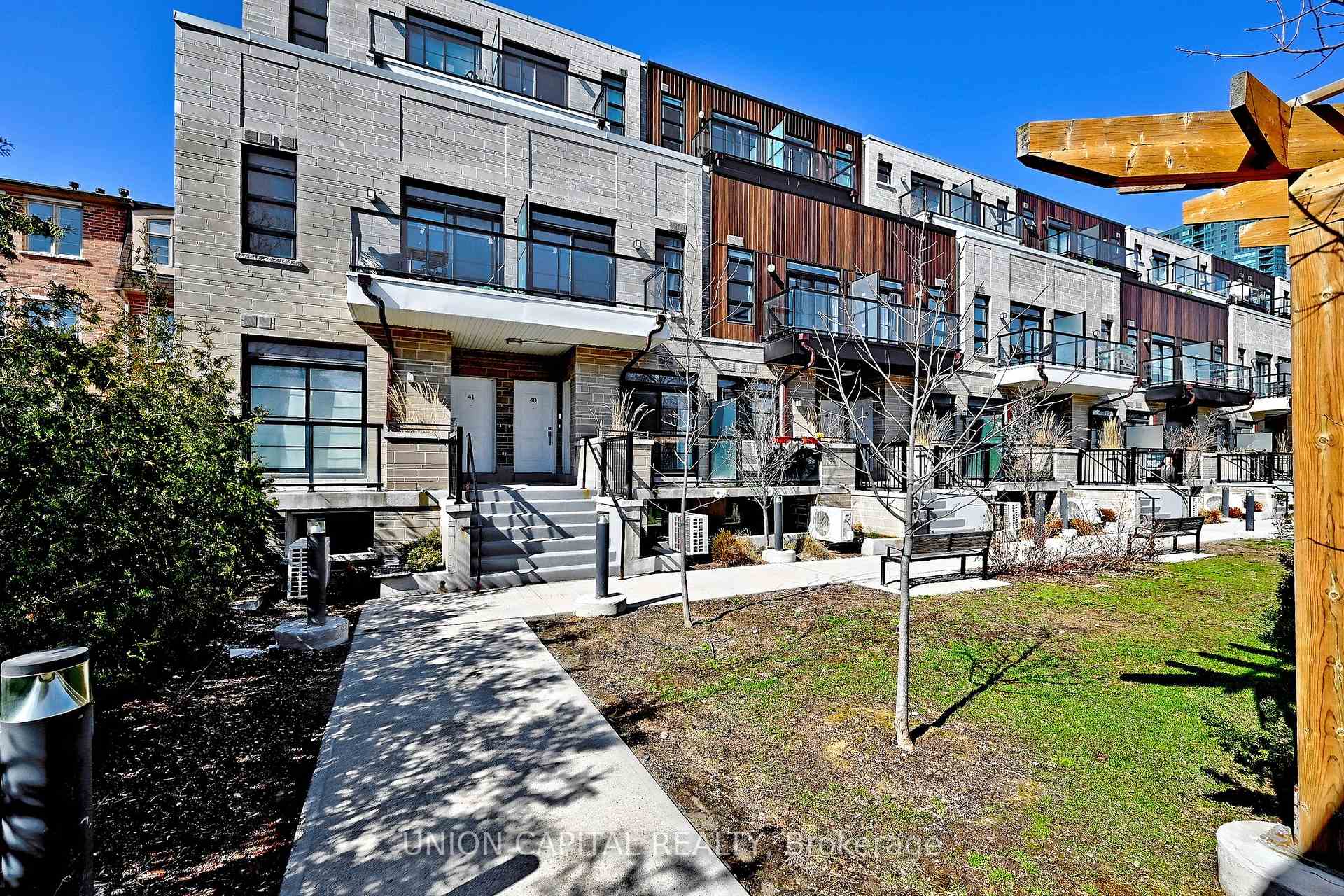 Front of Unit 39, 57 Finch Avenue W