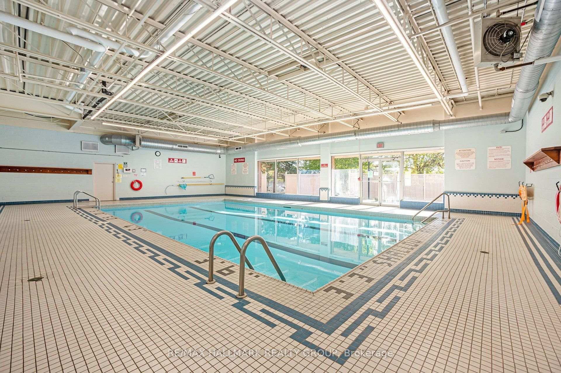 Photo 13 of Unit 801, 2020 Jasmine Crescent, Ottawa, Beacon Hill South — HOMEH