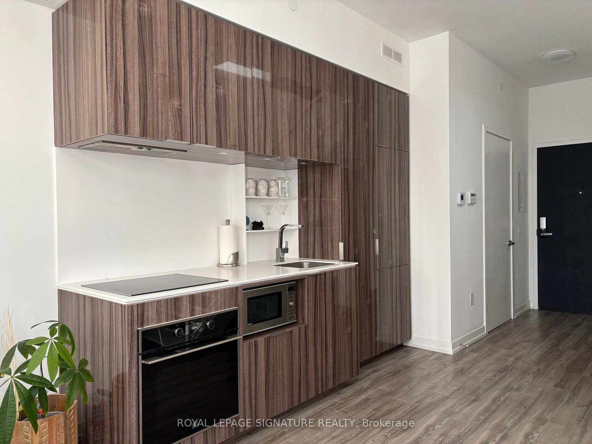Photo 4 of Unit 721, 77 Shuter Street, Toronto, Church-Yonge Corridor — HOMEH
