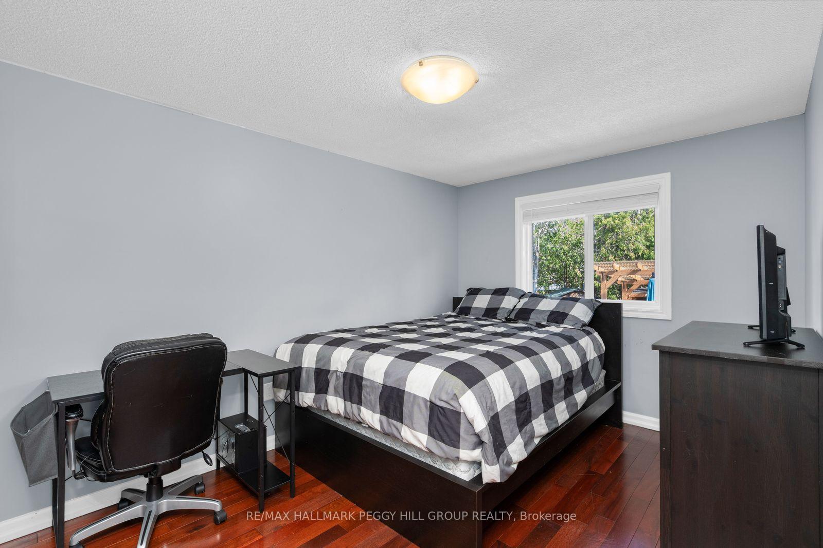 Photo 11 of 44 Knicely Road, Barrie, Painswick North — HOMEH