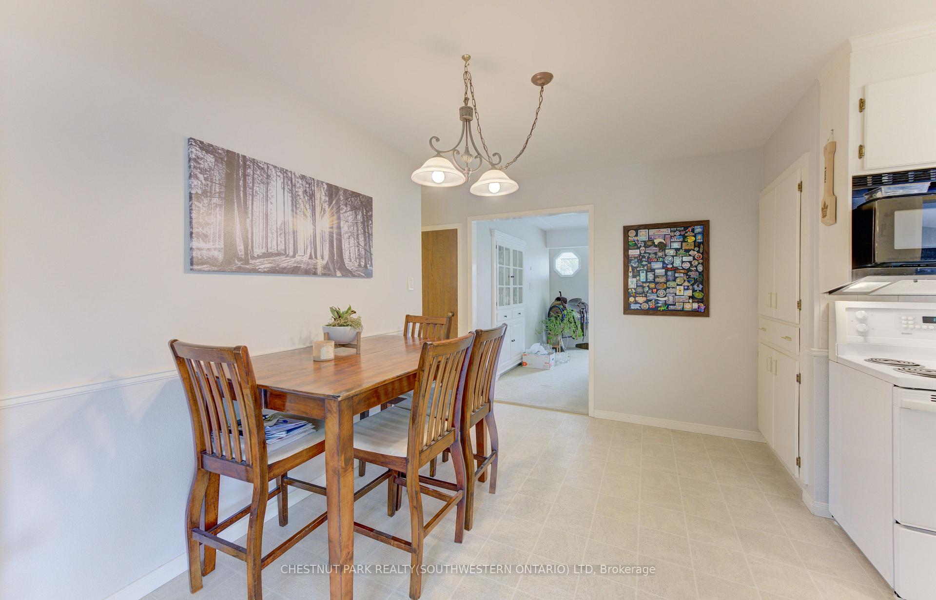 Photo 20 of 133 Cornell Avenue, Kitchener, Rockway — HOMEH
