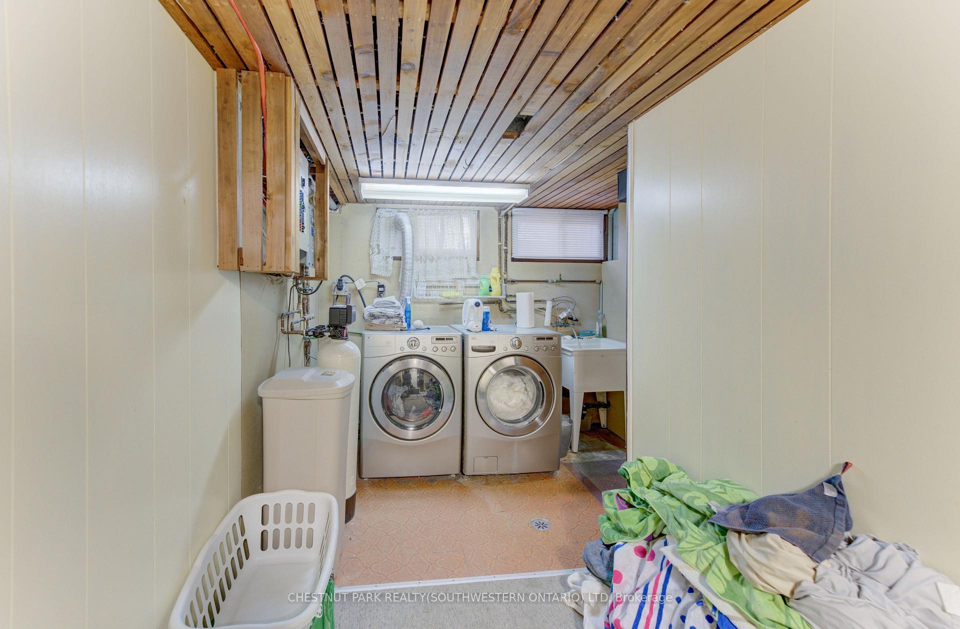 Photo 24 of 133 Cornell Avenue, Kitchener, Rockway — HOMEH