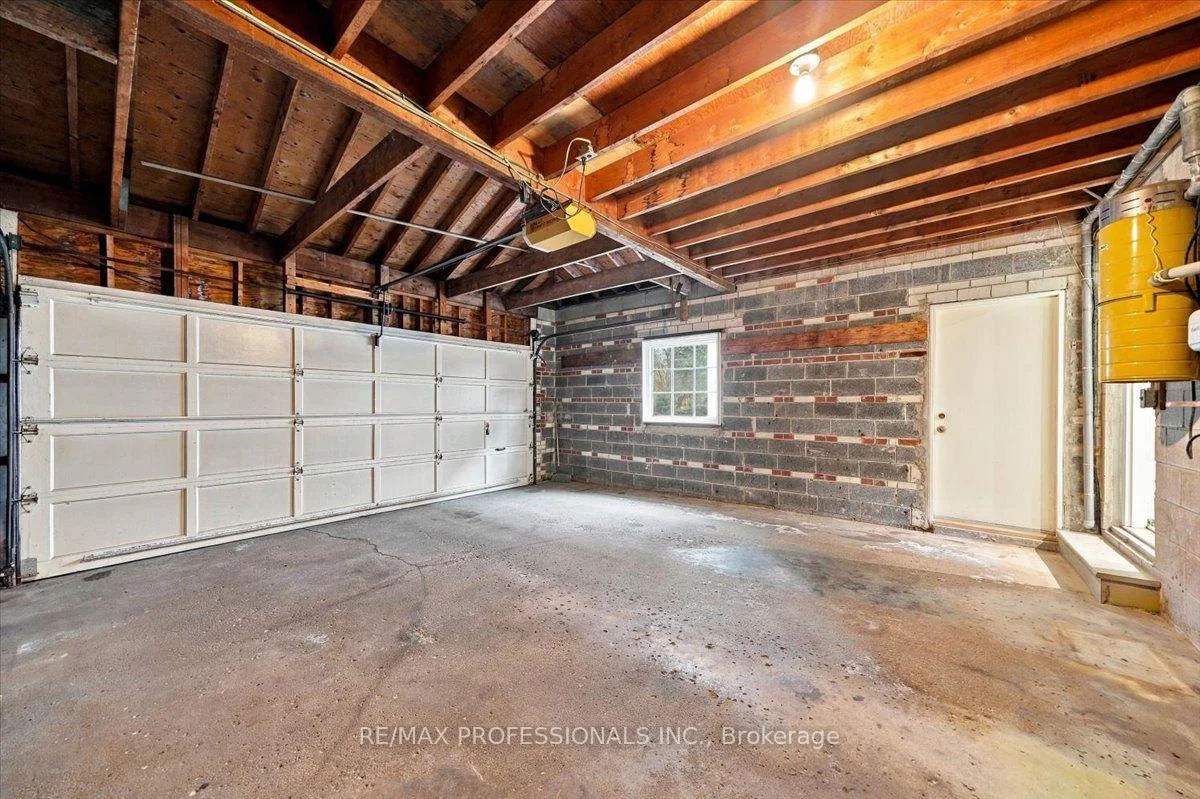Photo 58 of 53 Edenvale Crescent, Etobicoke, Edenbridge-Humber Valley — HOMEH