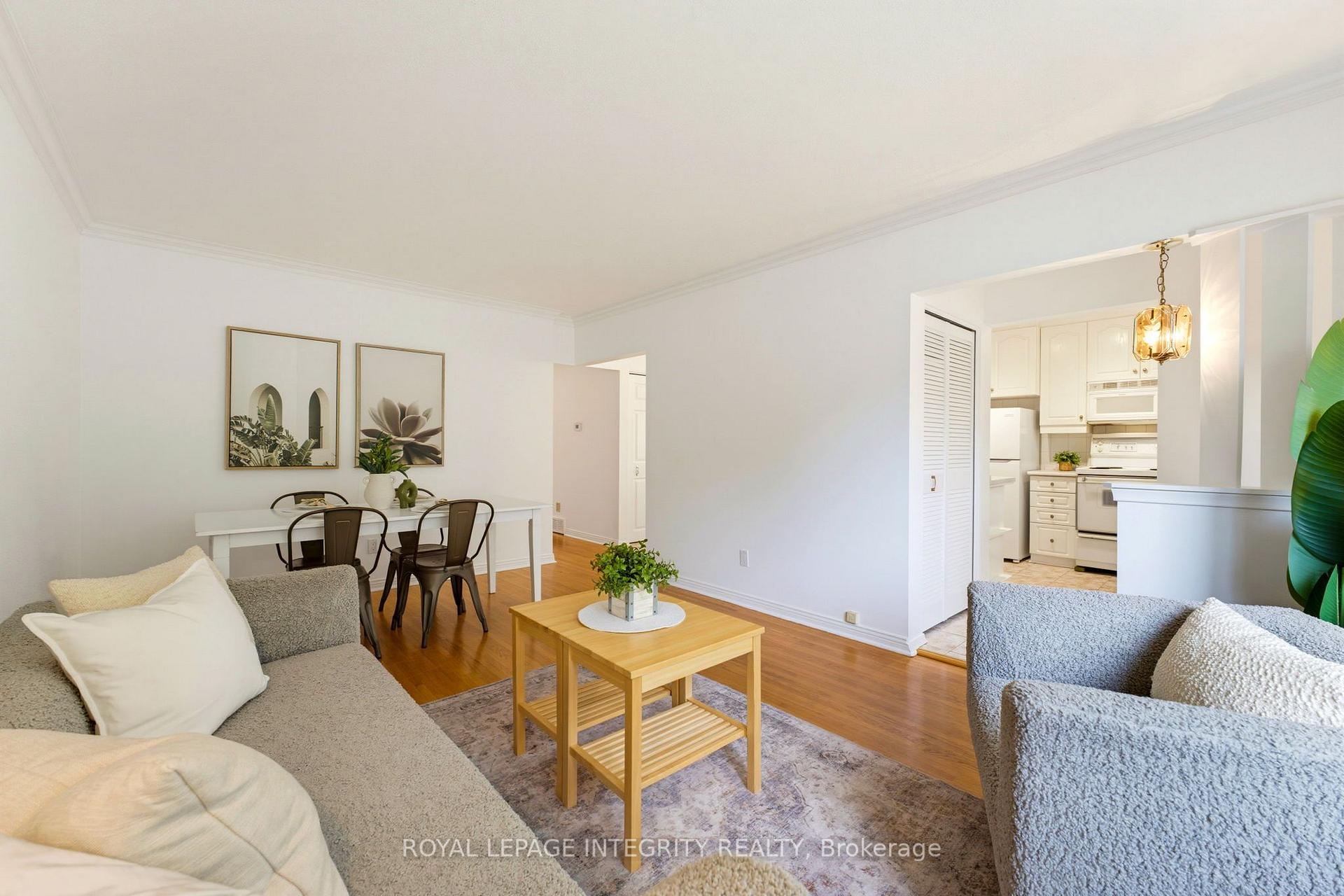Photo 9 of 1840 Featherston Drive, Ottawa, Guildwood Estates - Urbandale Acres — HOMEH
