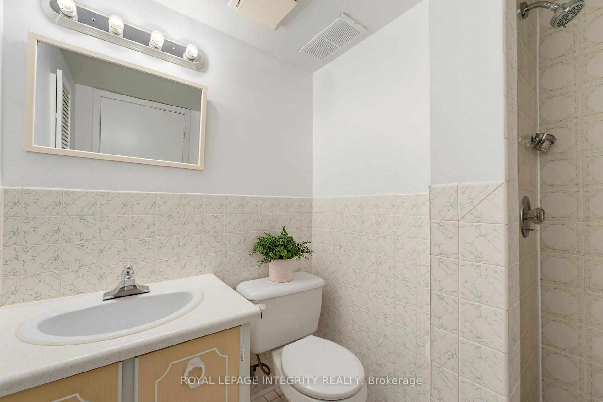 Photo 34 of 1840 Featherston Drive, Ottawa, Guildwood Estates - Urbandale Acres — HOMEH